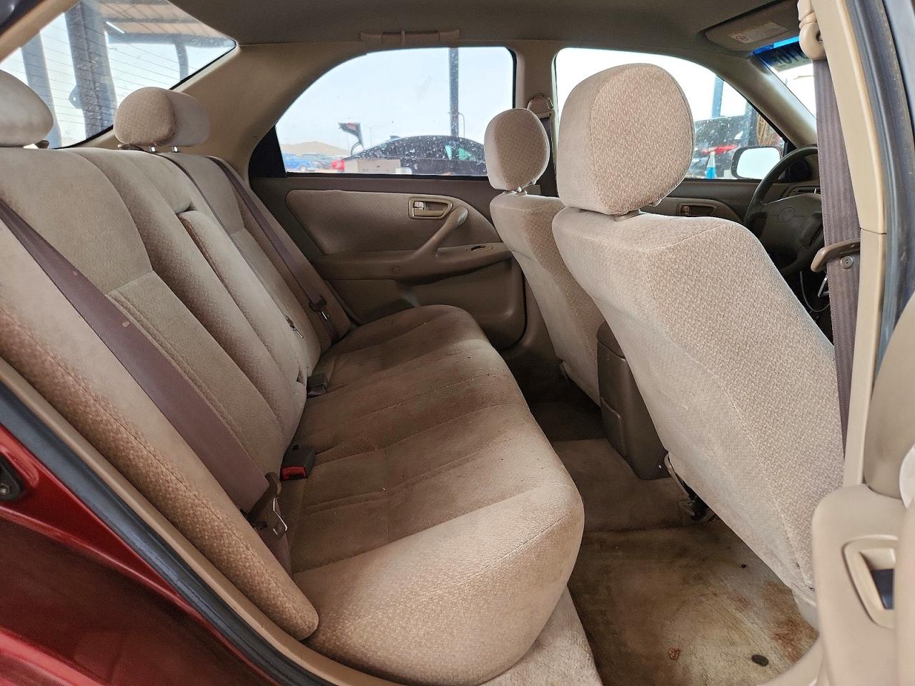 2000 Toyota Camry Le Red vin: JT2BG22K7Y0507643