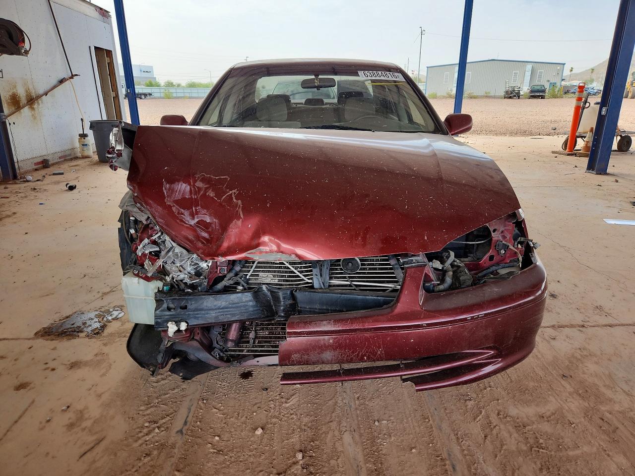 2000 Toyota Camry Le Red vin: JT2BG22K7Y0507643