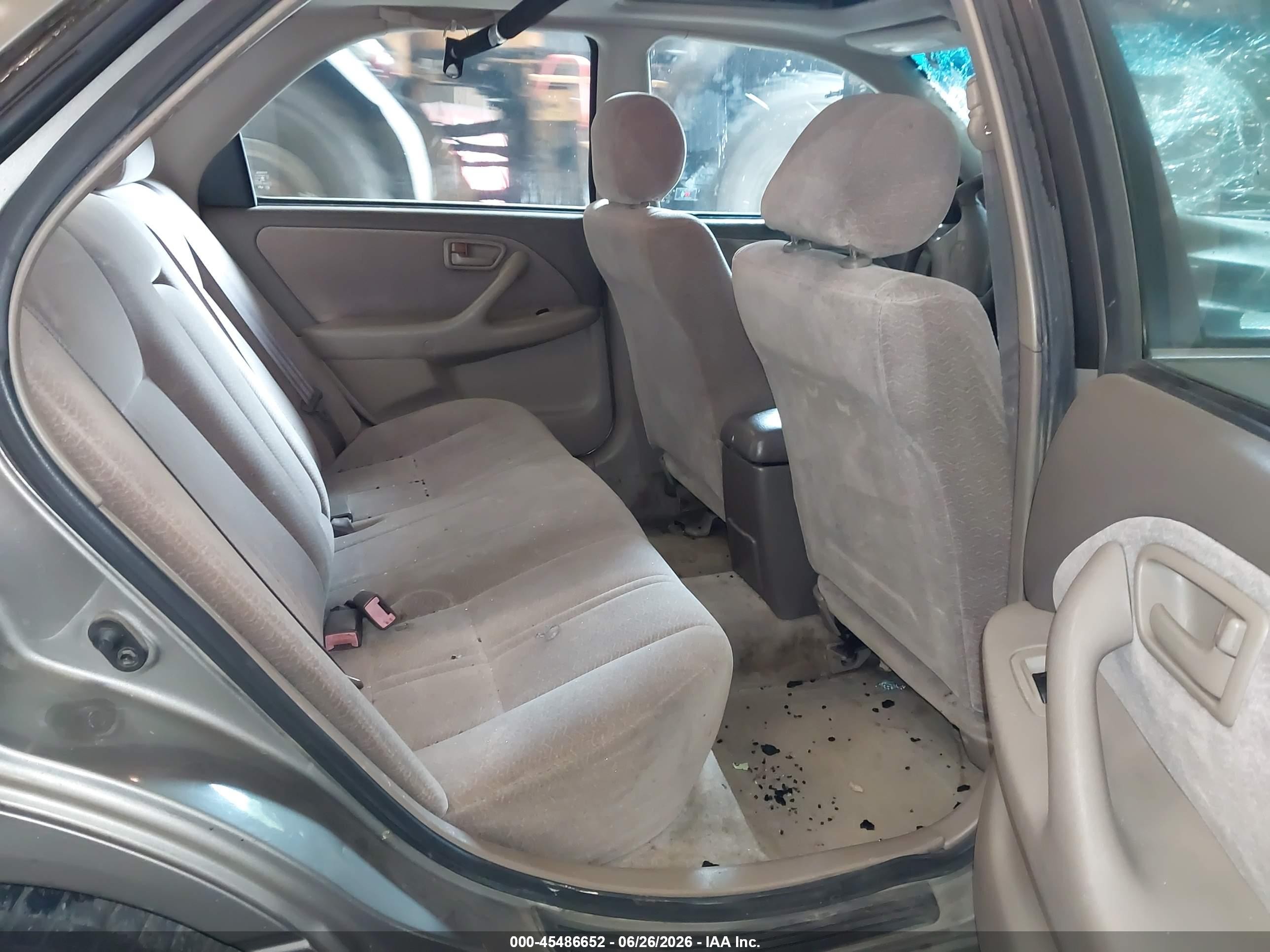 1997 Toyota Camry Le Beige vin: JT2BG22K8V0090819