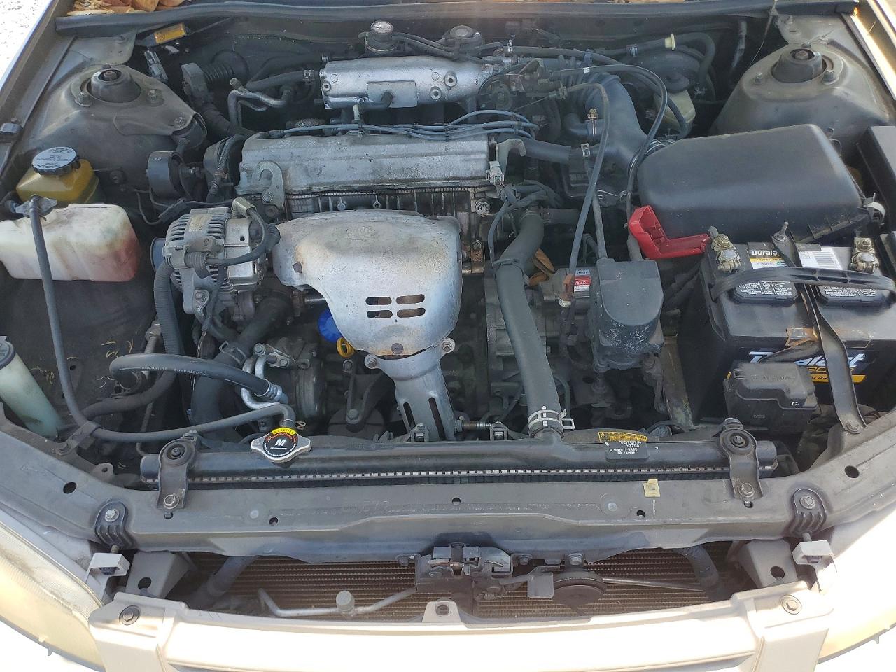 1999 Toyota Camry Le Tan vin: JT2BG22K8X0288223