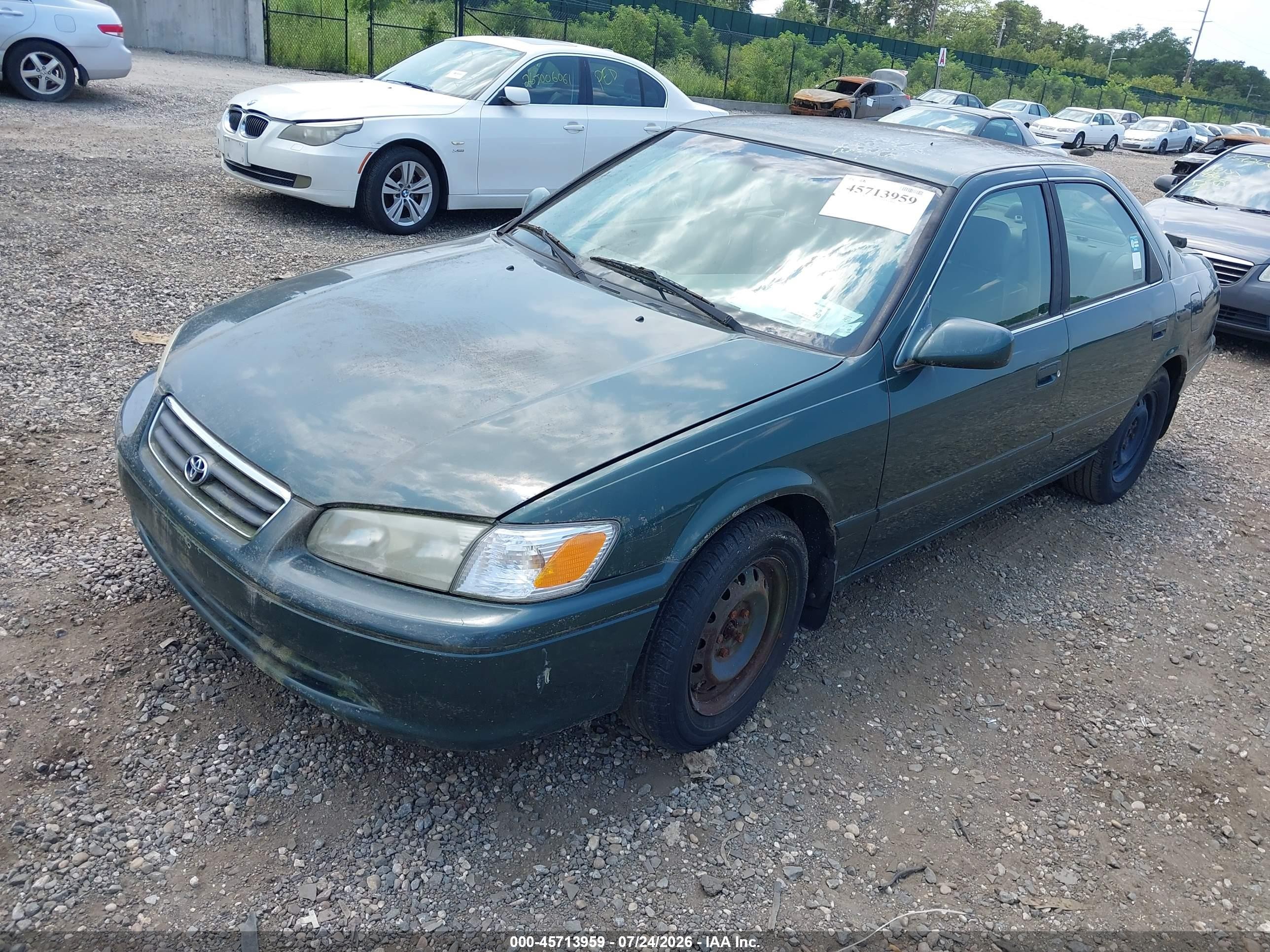 2000 Toyota Camry Le Зеленый vin: JT2BG22K8Y0383009