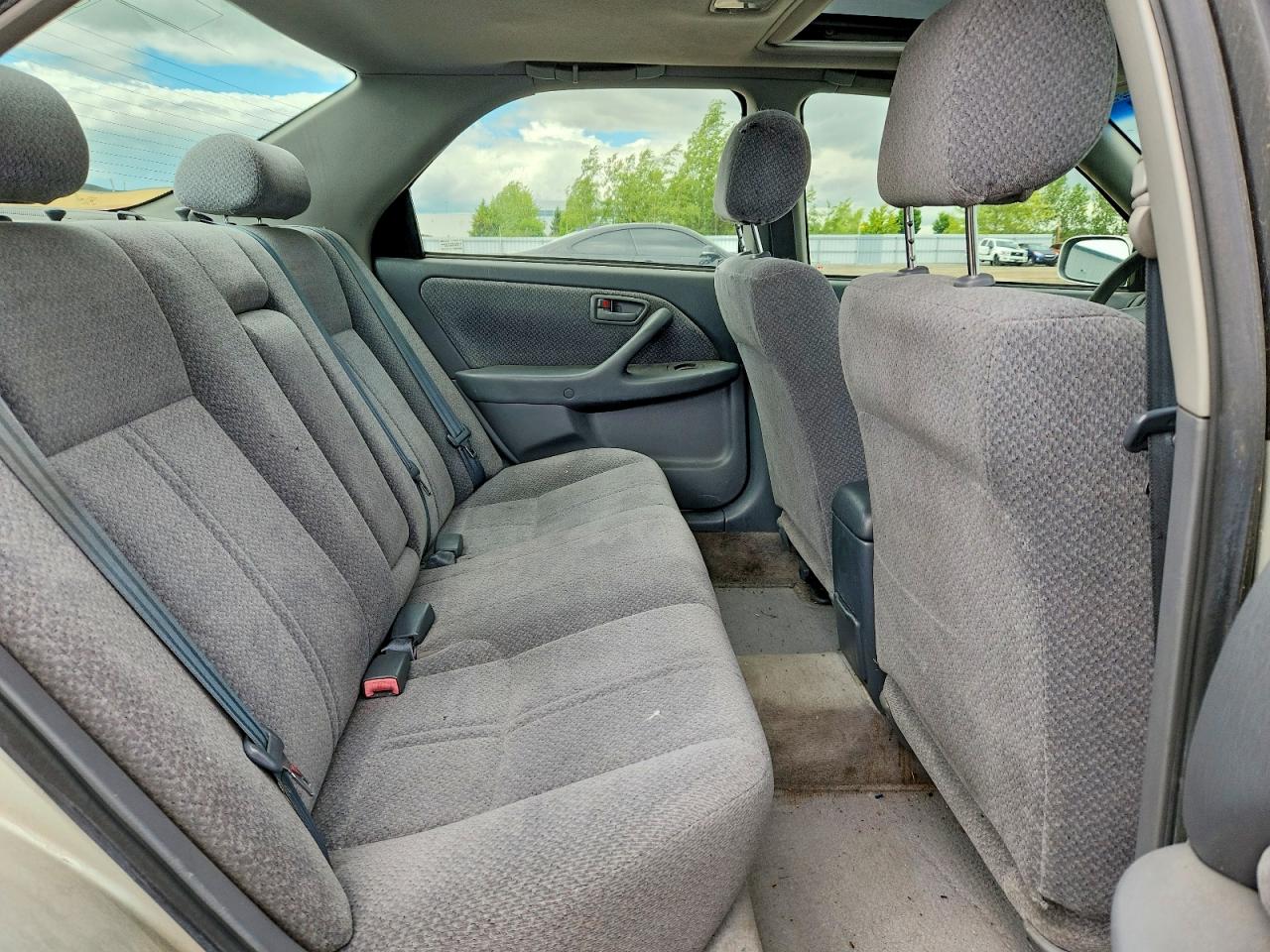 2000 Toyota Camry Ce Silver vin: JT2BG22K8Y0457299