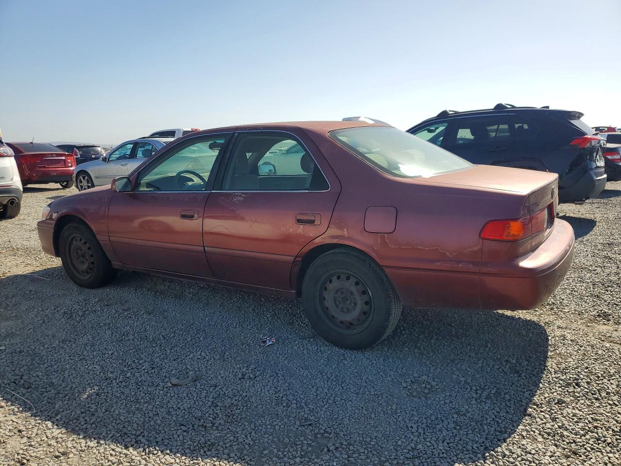 2000 Toyota Camry Le Бордовый vin: JT2BG22K8Y0478749