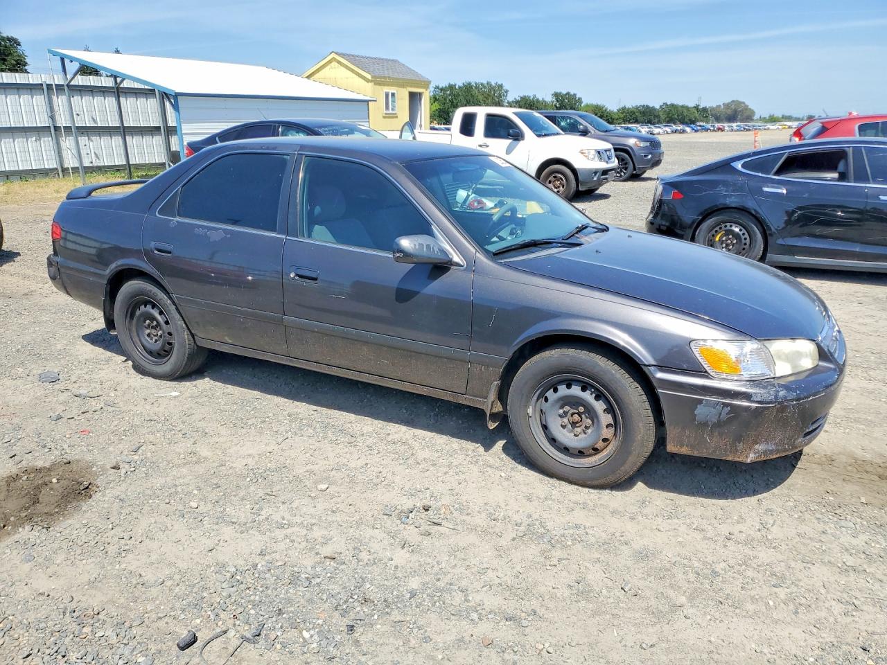 2000 Toyota Camry Le Черный vin: JT2BG22K8Y0530798