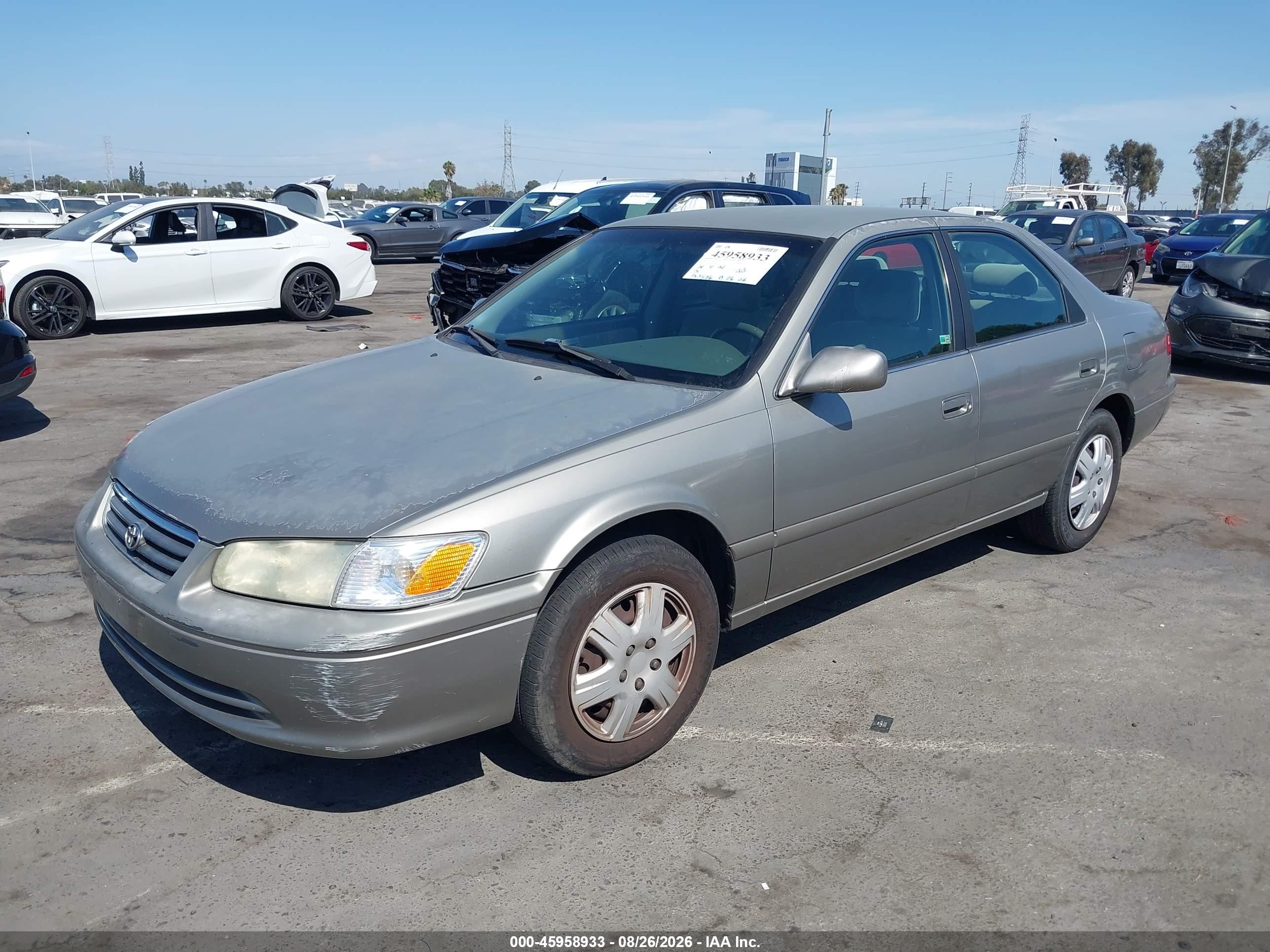 2001 Toyota Camry Le Серый vin: JT2BG22K910606115