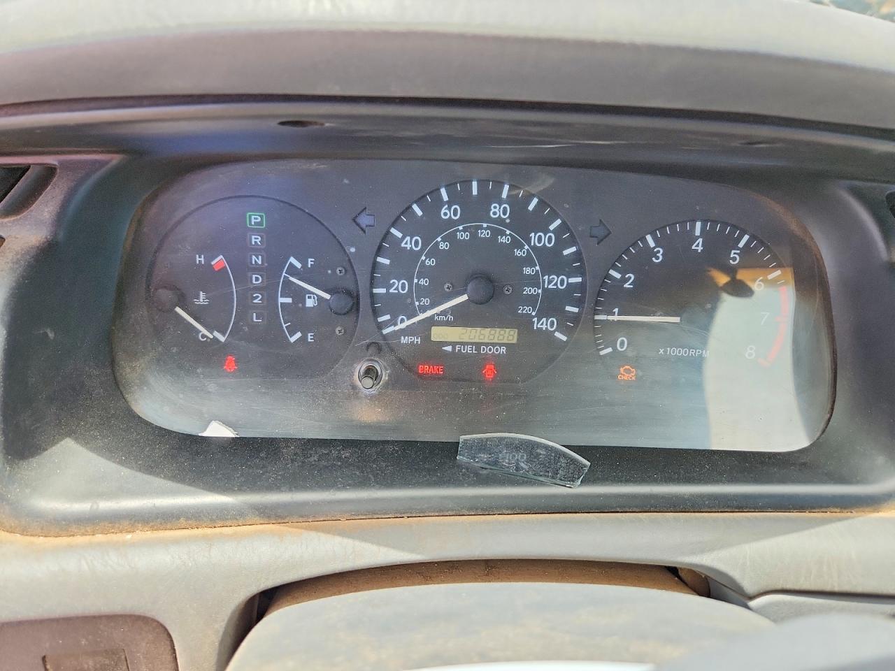 2001 Toyota Camry Ce White vin: JT2BG22KX10578440