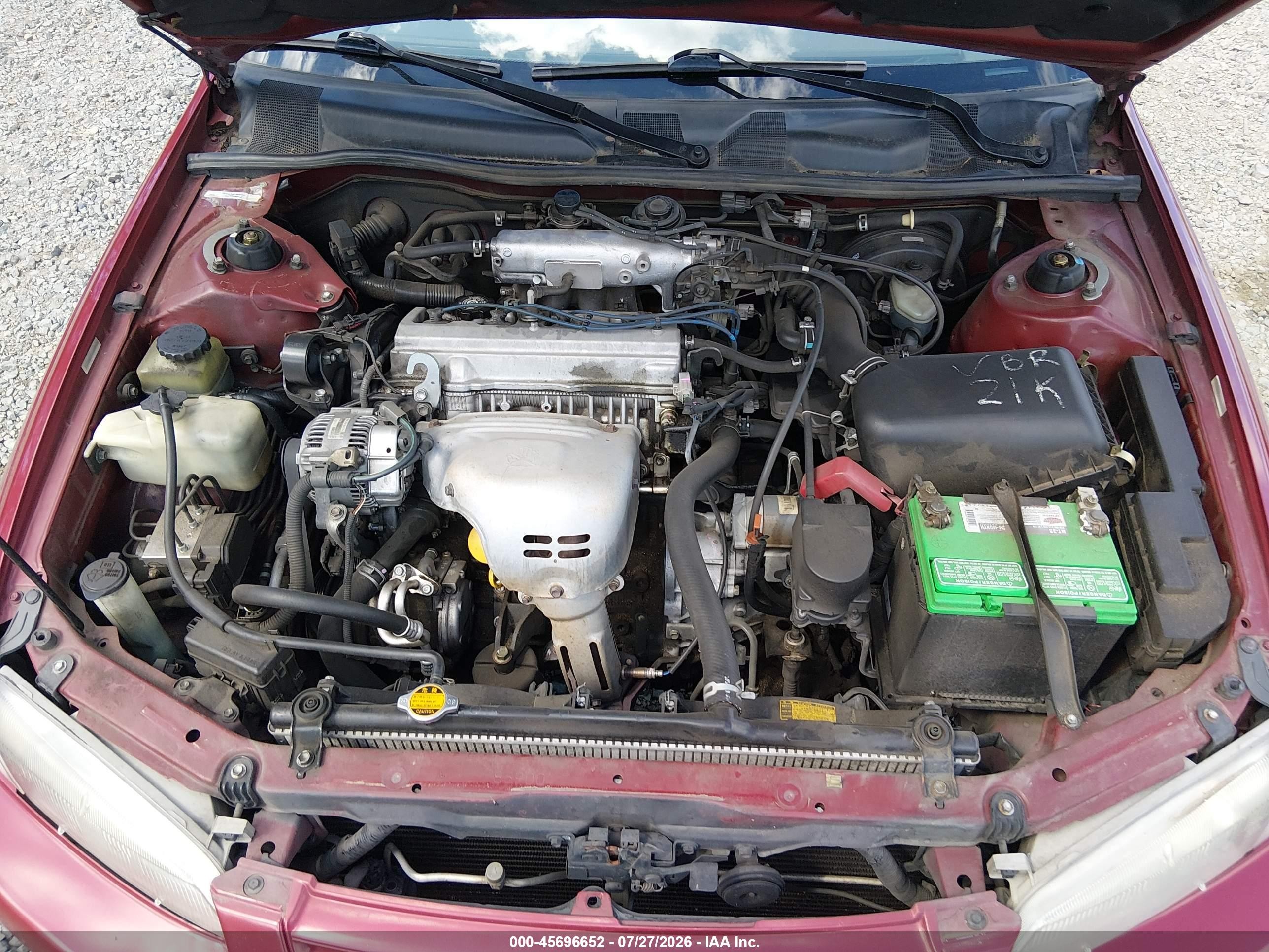 1997 Toyota Camry Le Maroon vin: JT2BG22KXV0057675