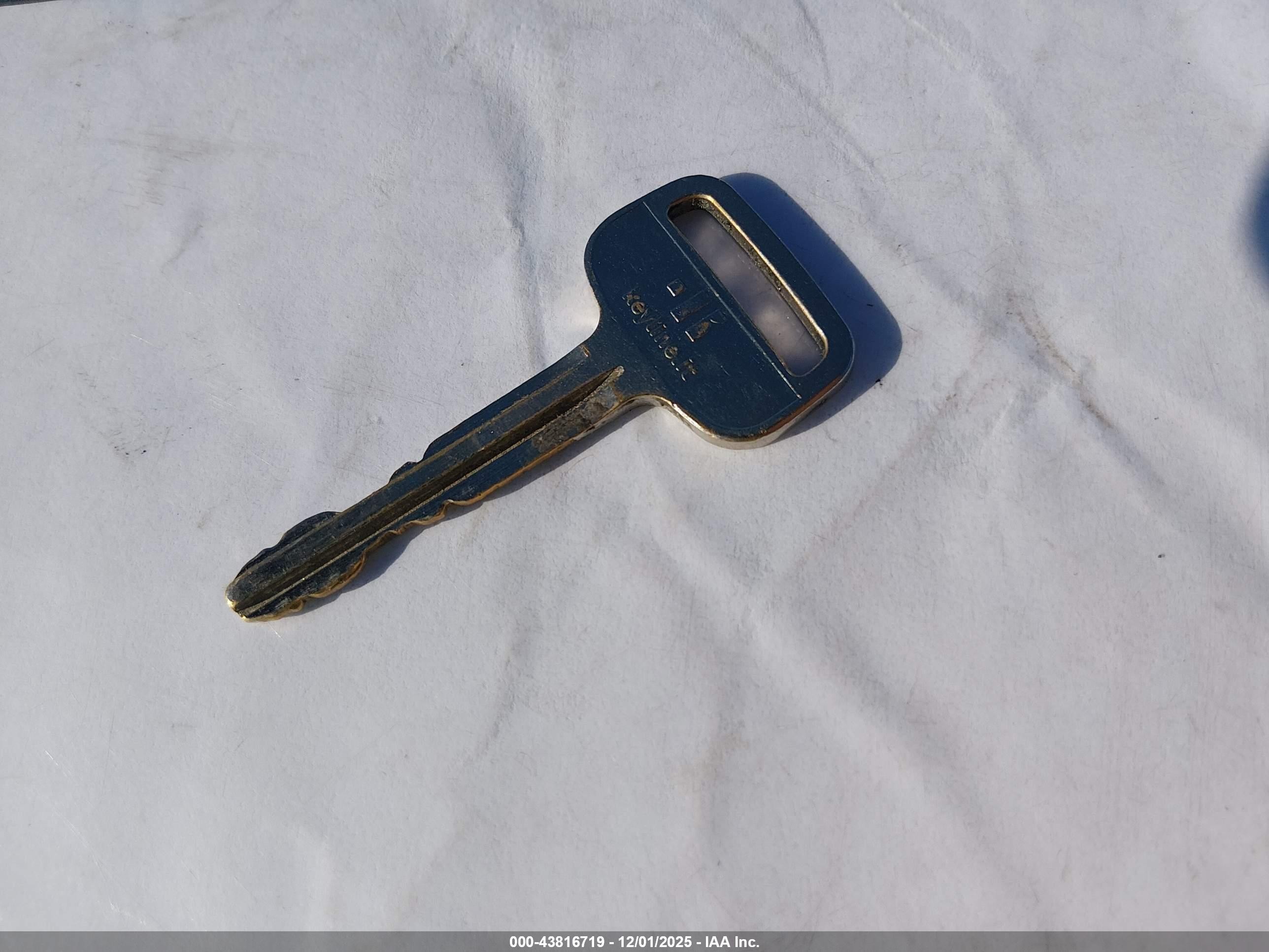 1997 Toyota Camry Le Green vin: JT2BG22KXV0066604