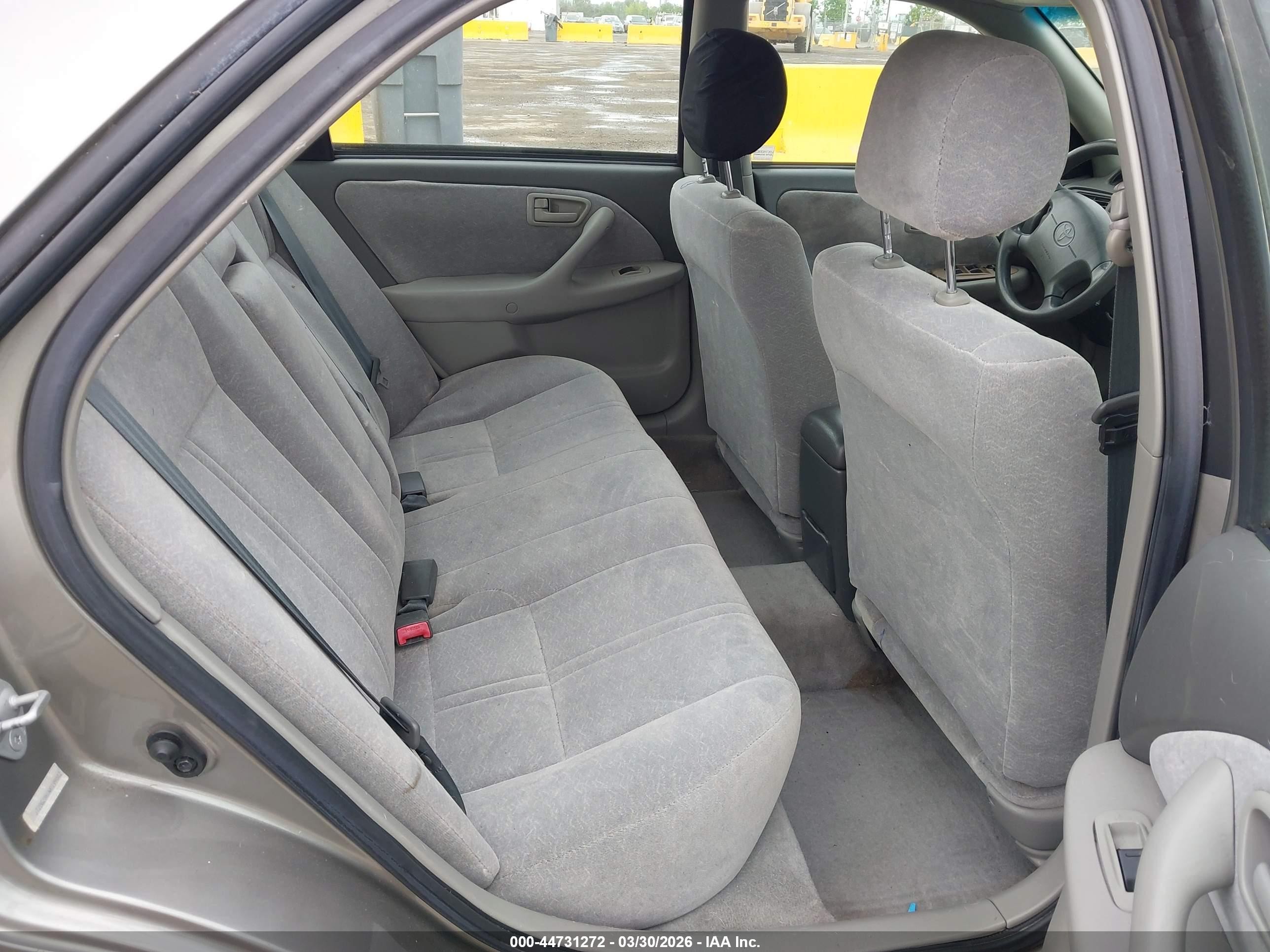 1998 Toyota Camry Le Beige vin: JT2BG28K0W0199882