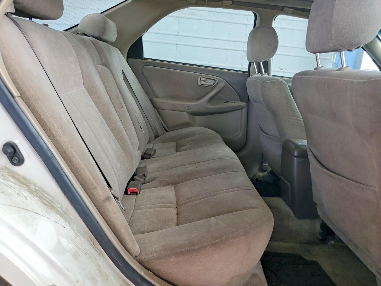 1999 Toyota Camry Le Белый vin: JT2BG28K0X0366209
