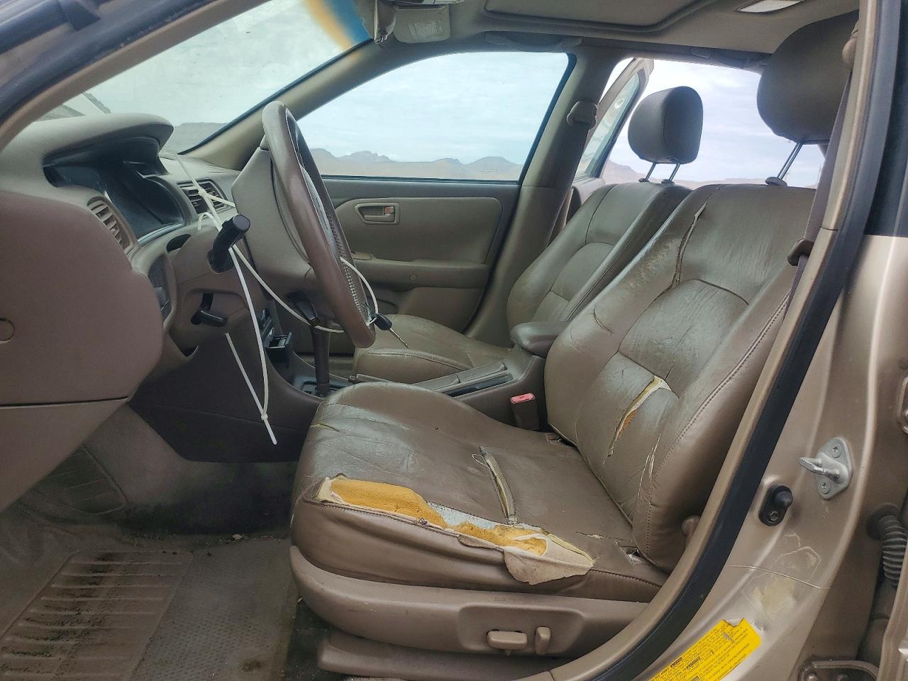 1999 Toyota Camry Xle Gold vin: JT2BG28K8X0284101