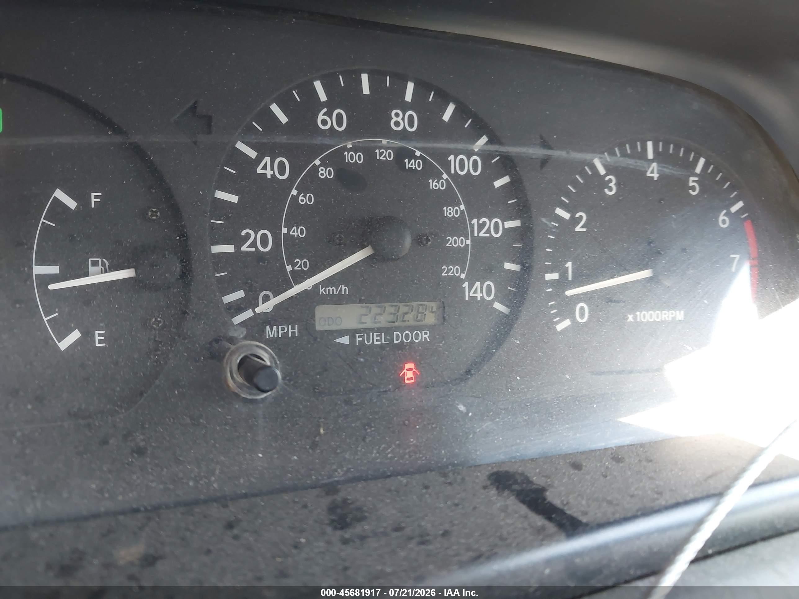 2001 Toyota Camry Le Белый vin: JT2BG28KX10554131