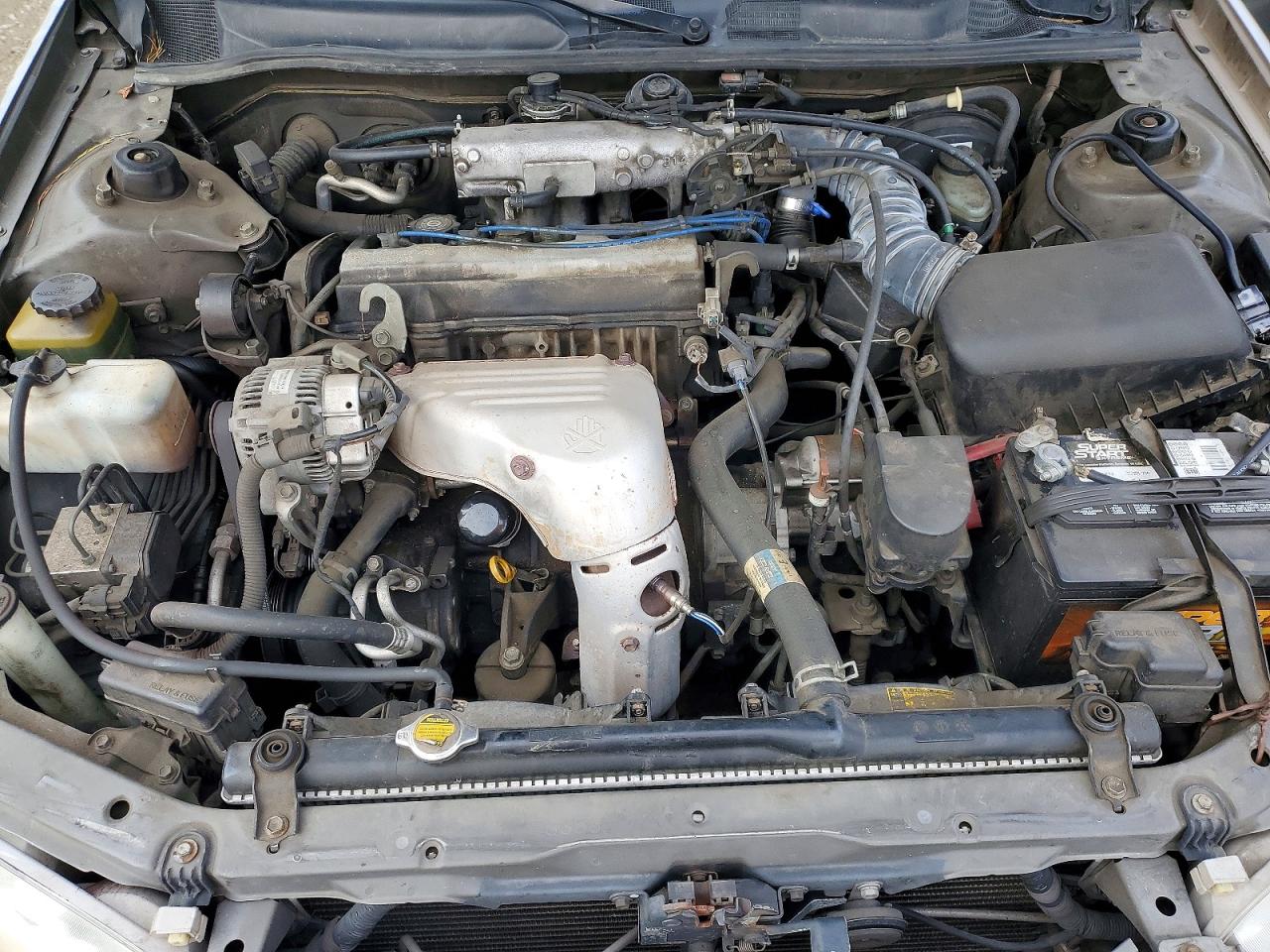 2000 Toyota Camry Le Tan vin: JT2BG28KXY0484916