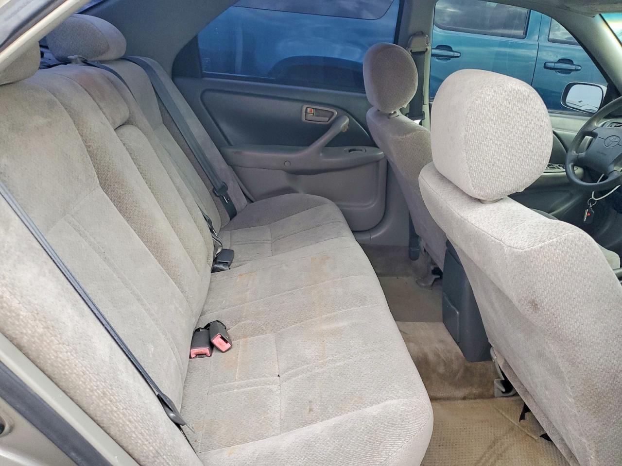 2000 Toyota Camry Le Tan vin: JT2BG28KXY0484916