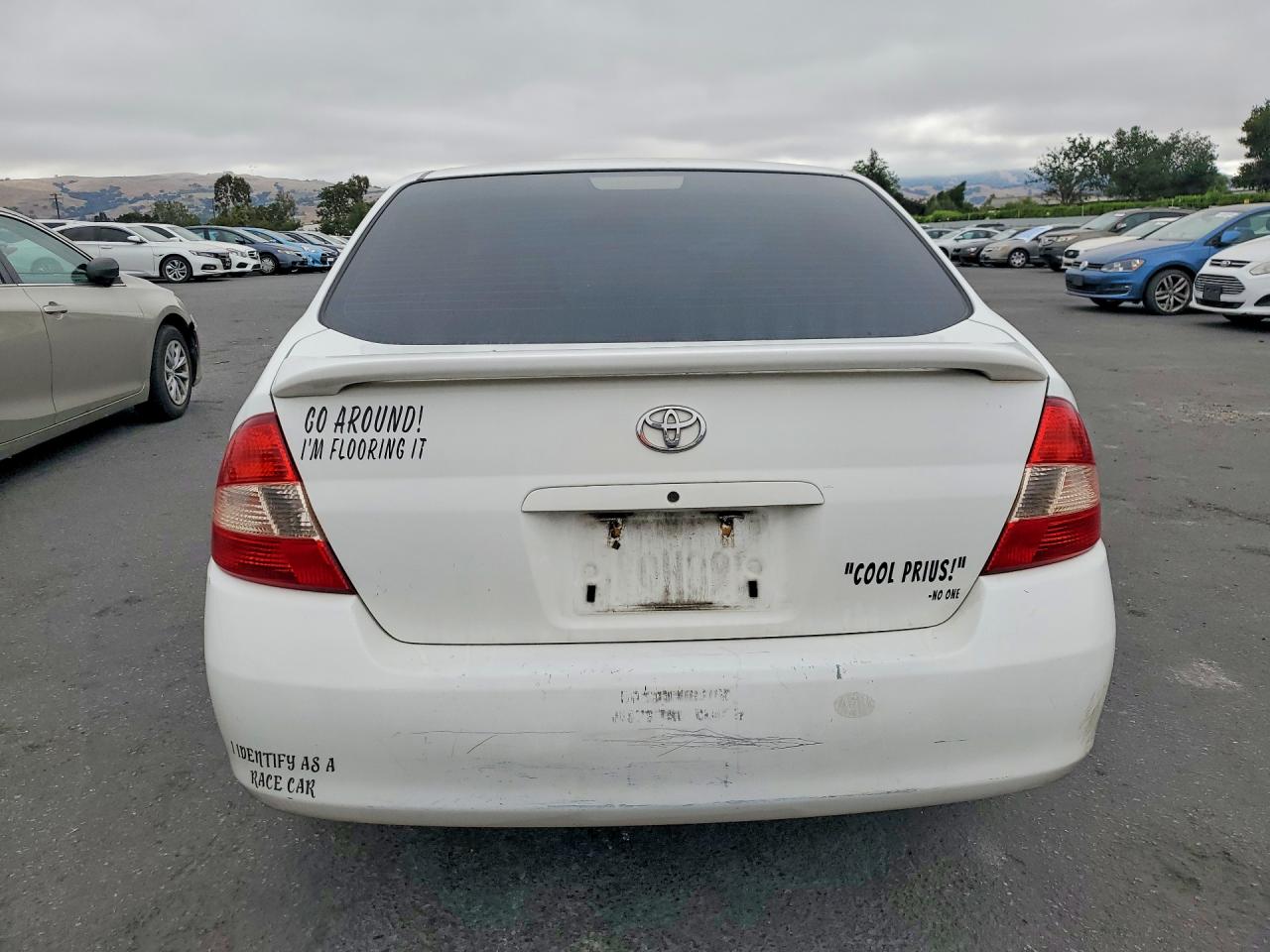 2002 Toyota Prius Base White vin: JT2BK12U020059683