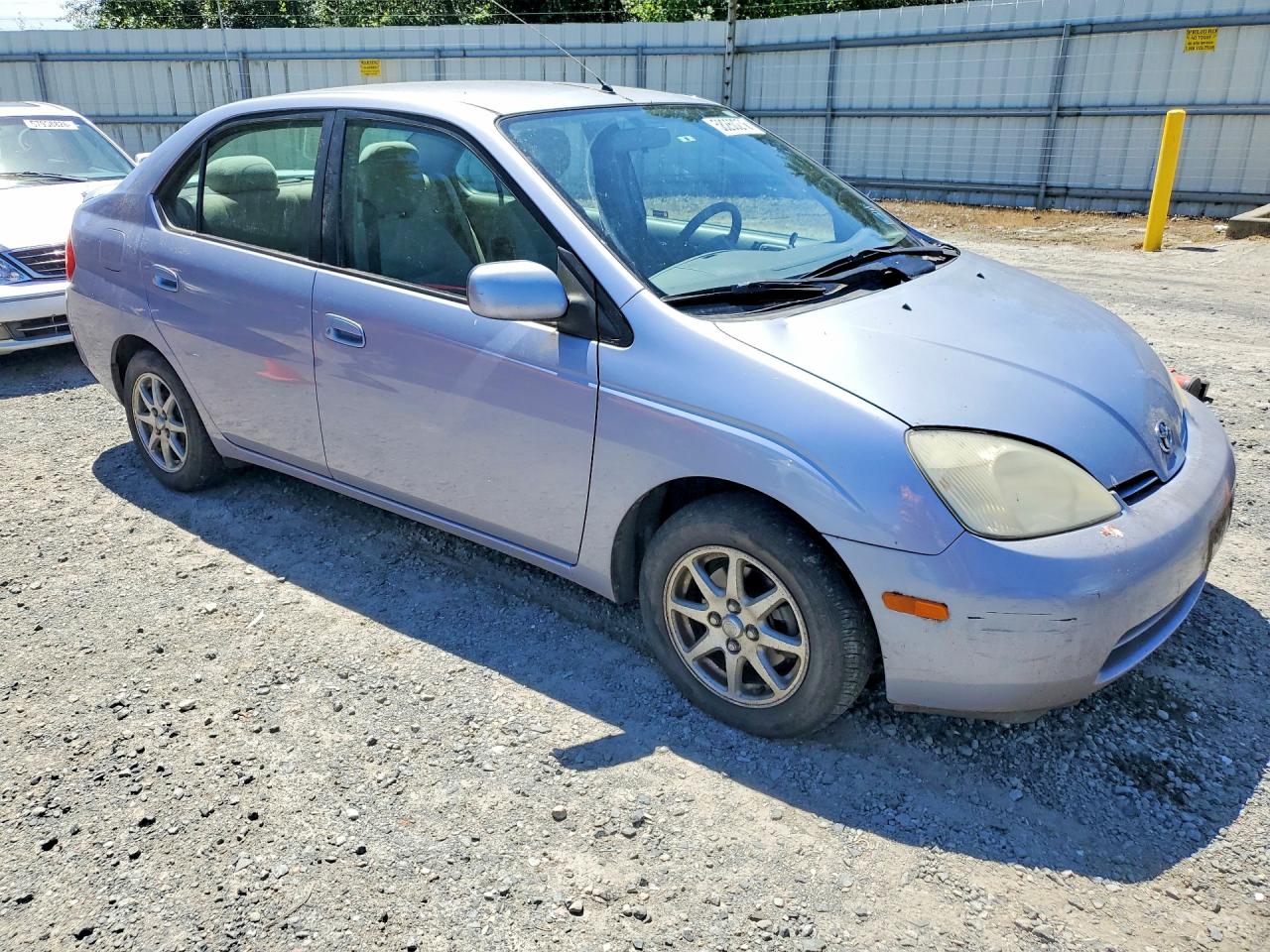 2002 Toyota Prius Base Silver vin: JT2BK12U120069087