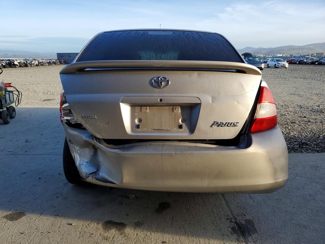 2001 Toyota Prius Base Silver vin: JT2BK12U310029057