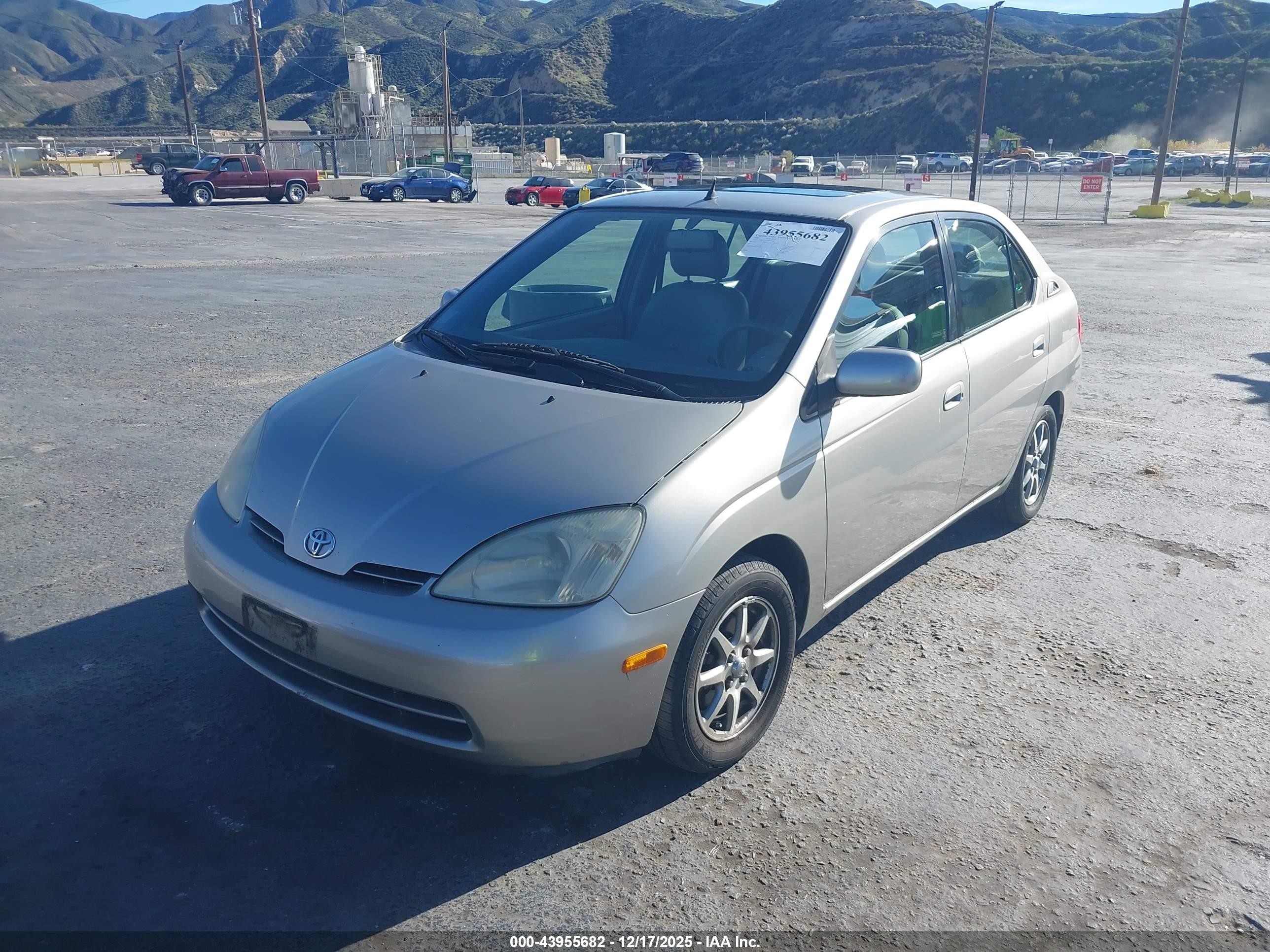 2002 Toyota Prius   Silver vin: JT2BK12U420048878