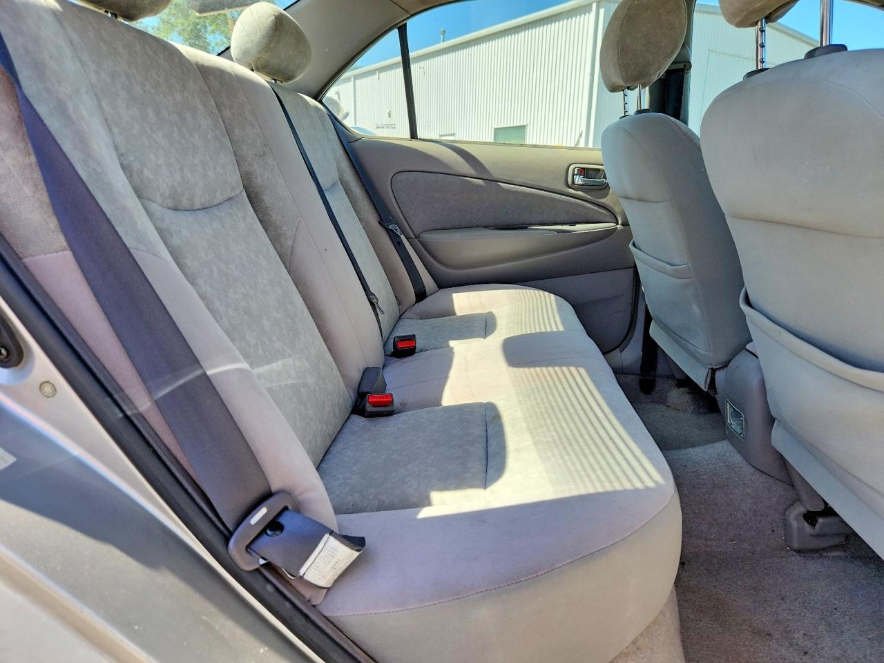 2001 Toyota Prius Base Silver vin: JT2BK12U510032204