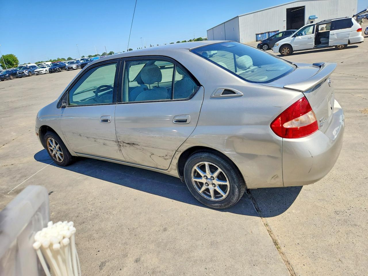 2001 Toyota Prius Base Silver vin: JT2BK12U510032204
