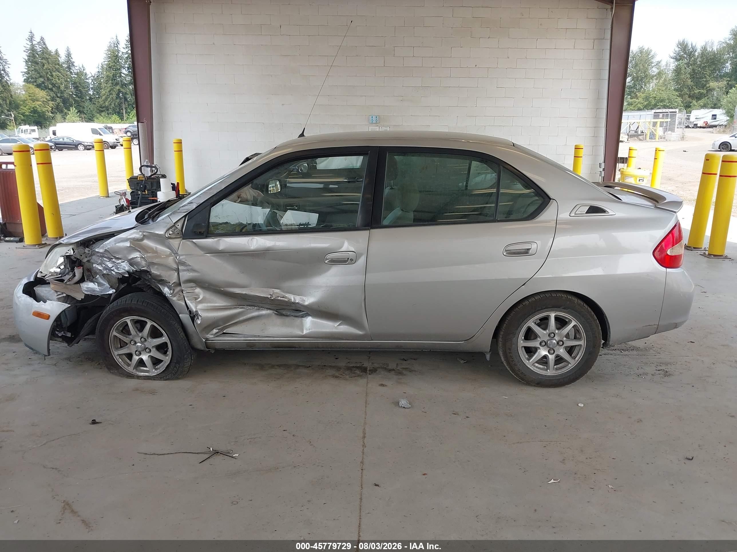 2001 Toyota Prius   Silver vin: JT2BK12U610018005
