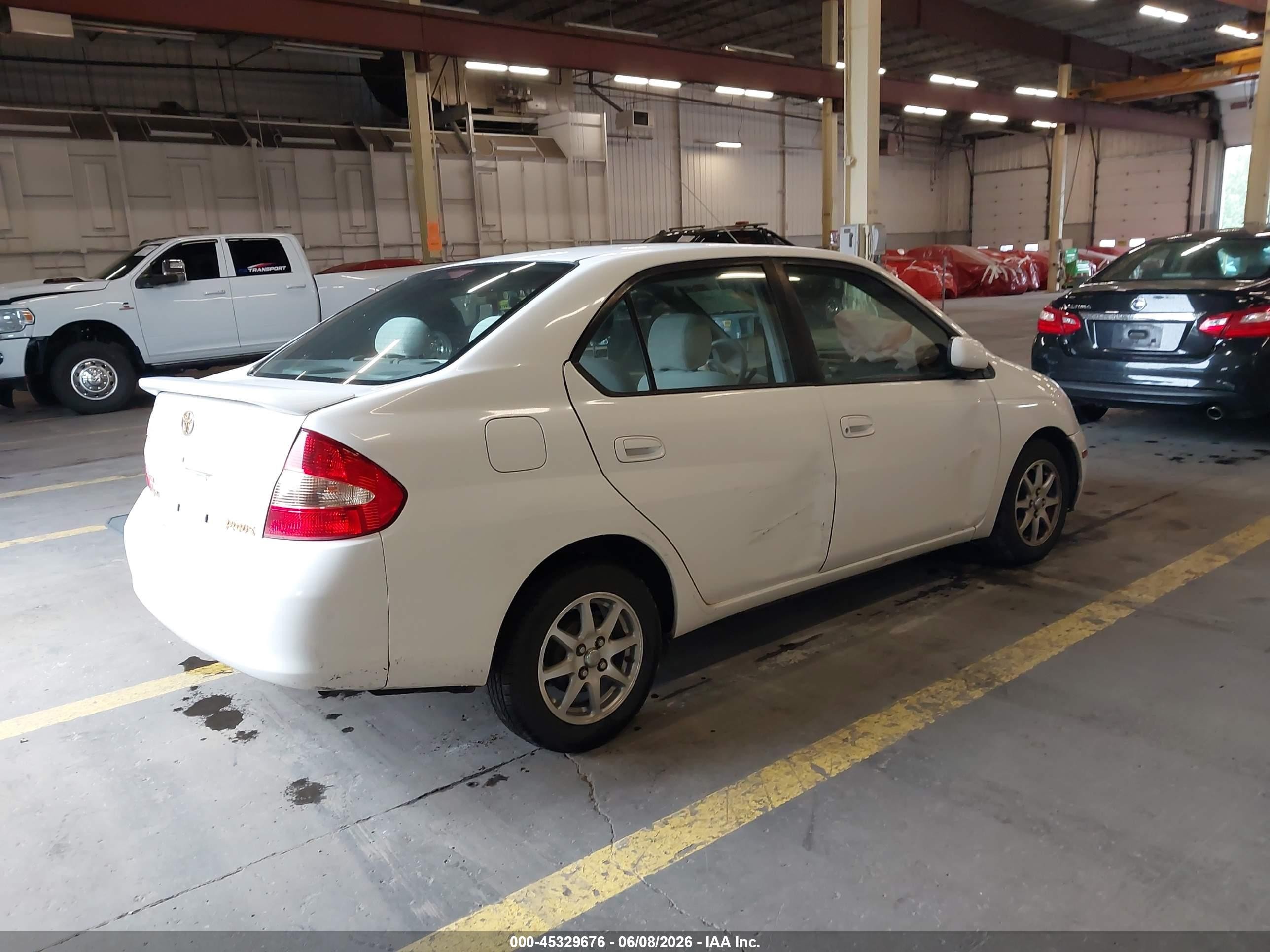 2003 Toyota Prius   White vin: JT2BK12U630070253