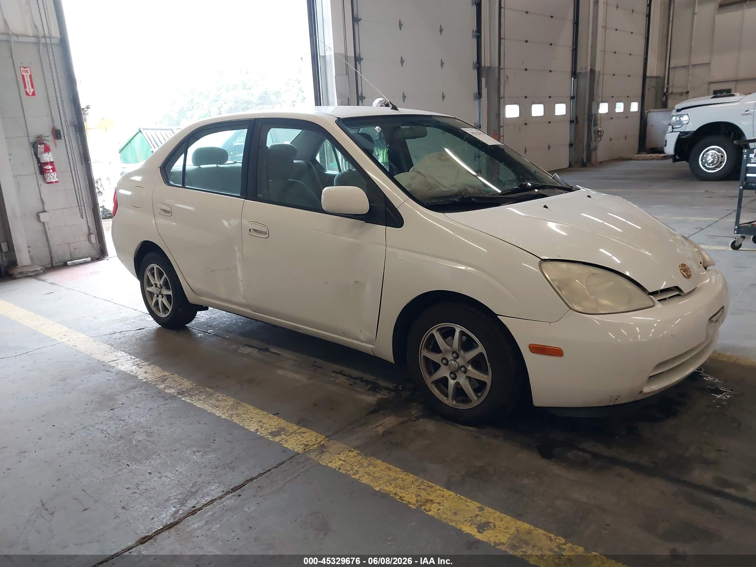 2003 Toyota Prius   White vin: JT2BK12U630070253