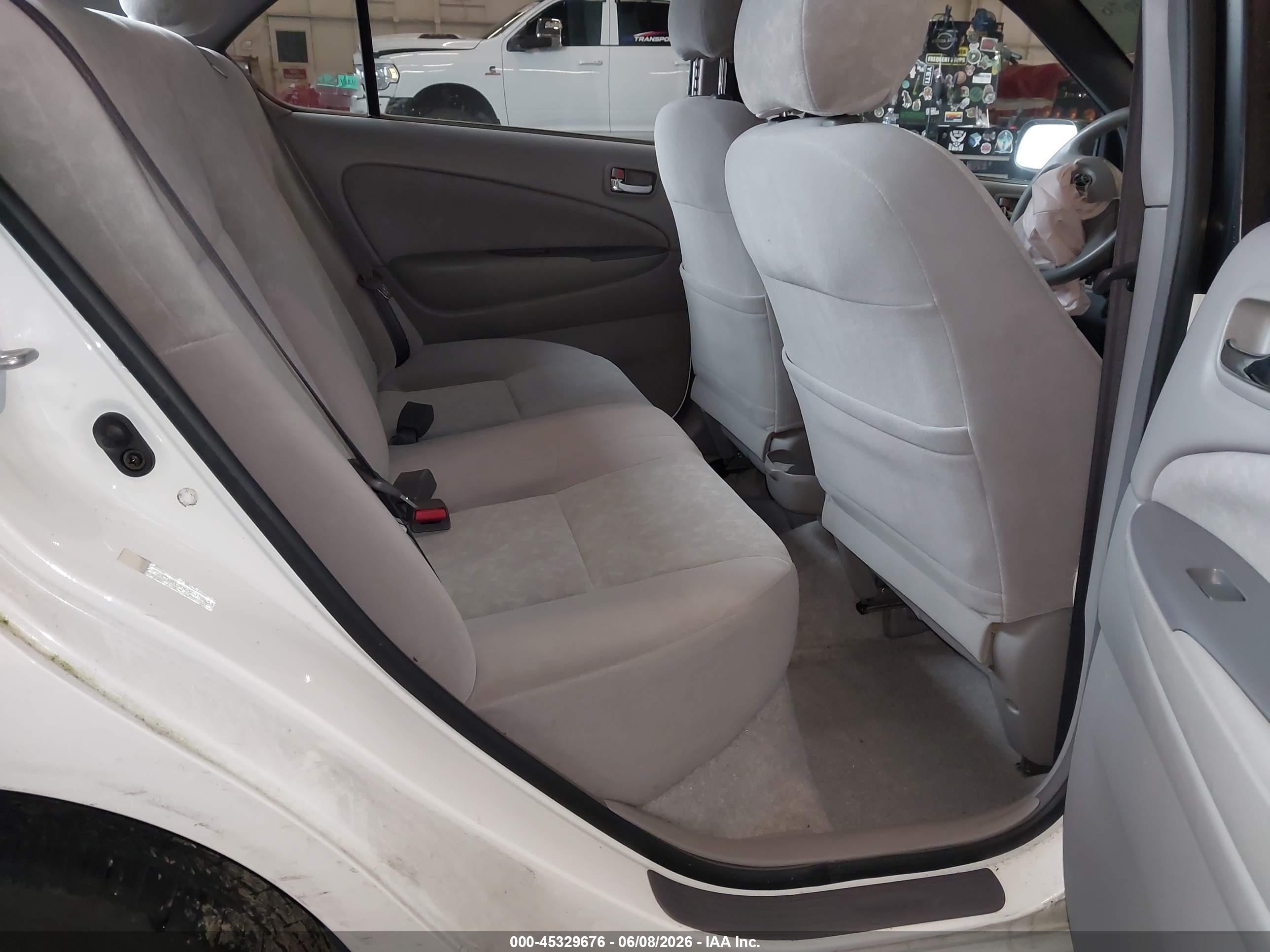 2003 Toyota Prius   White vin: JT2BK12U630070253