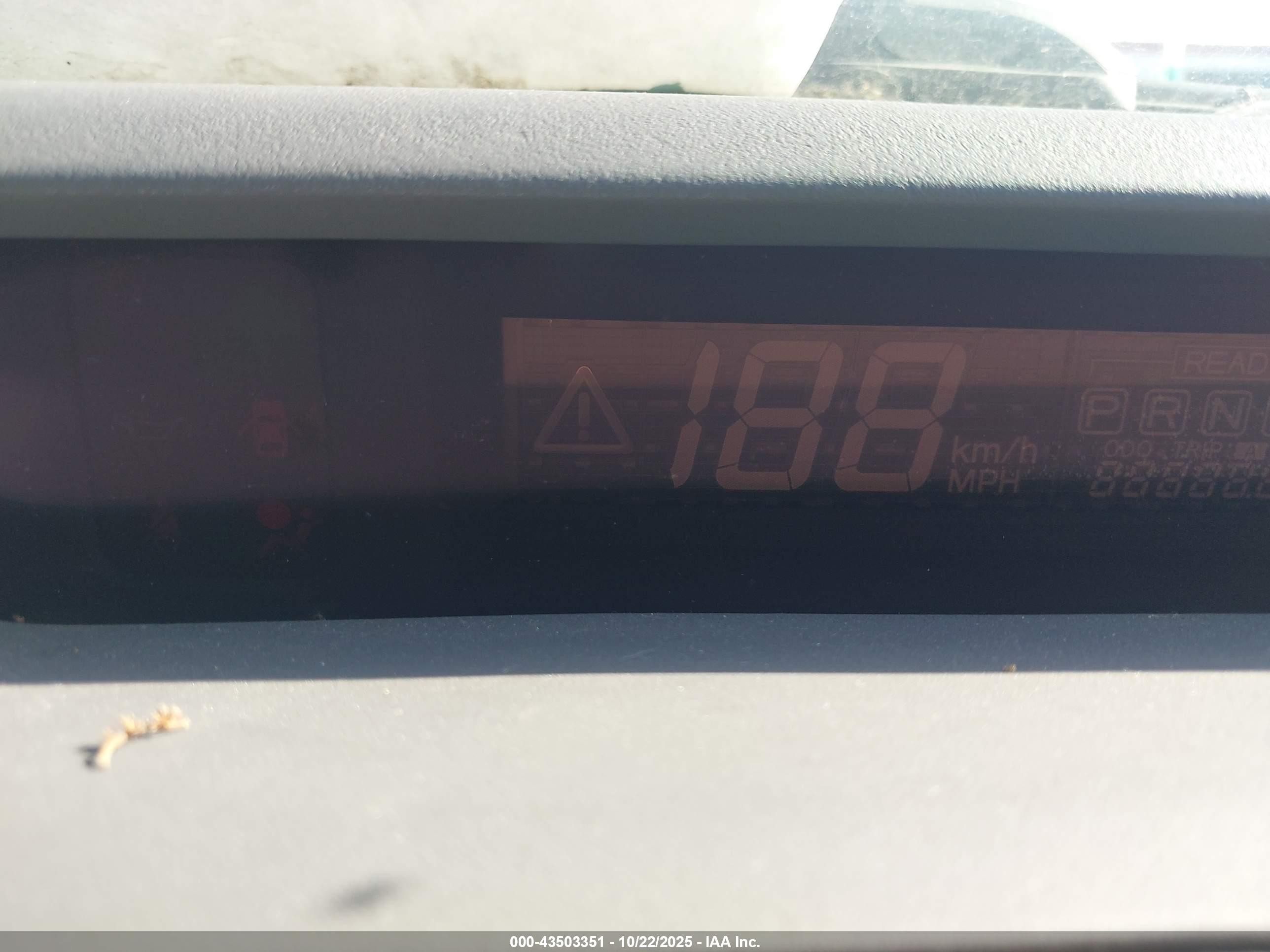 2002 Toyota Prius   Белый vin: JT2BK12U720040614