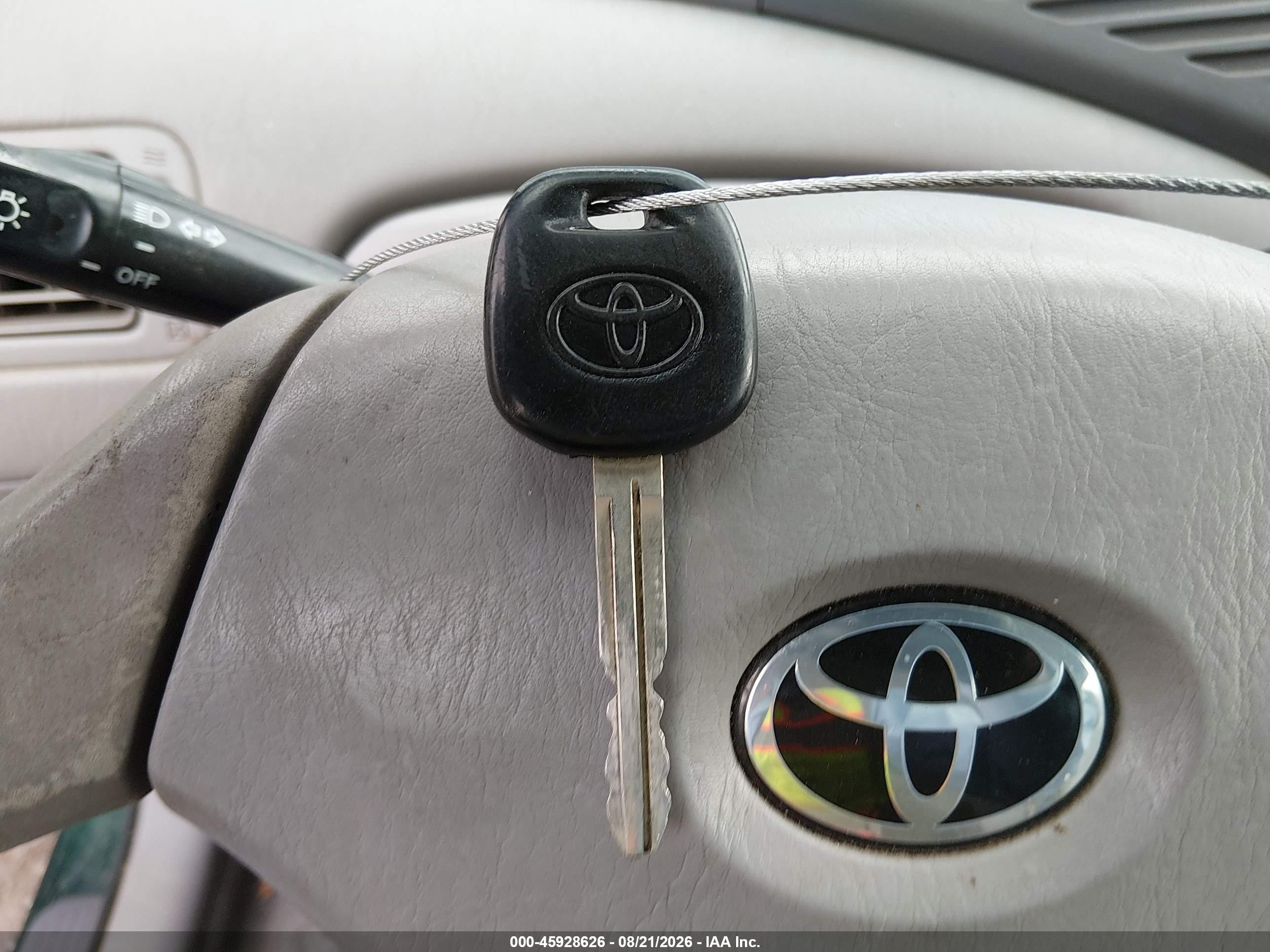 2001 Toyota Prius   Зеленый vin: JT2BK12U910032917