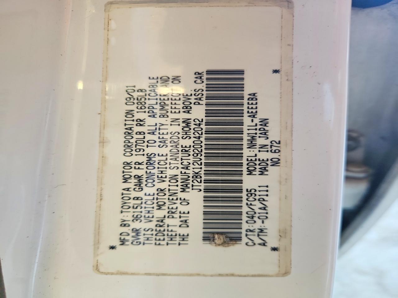 2002 Toyota Prius Base White vin: JT2BK12U920042042