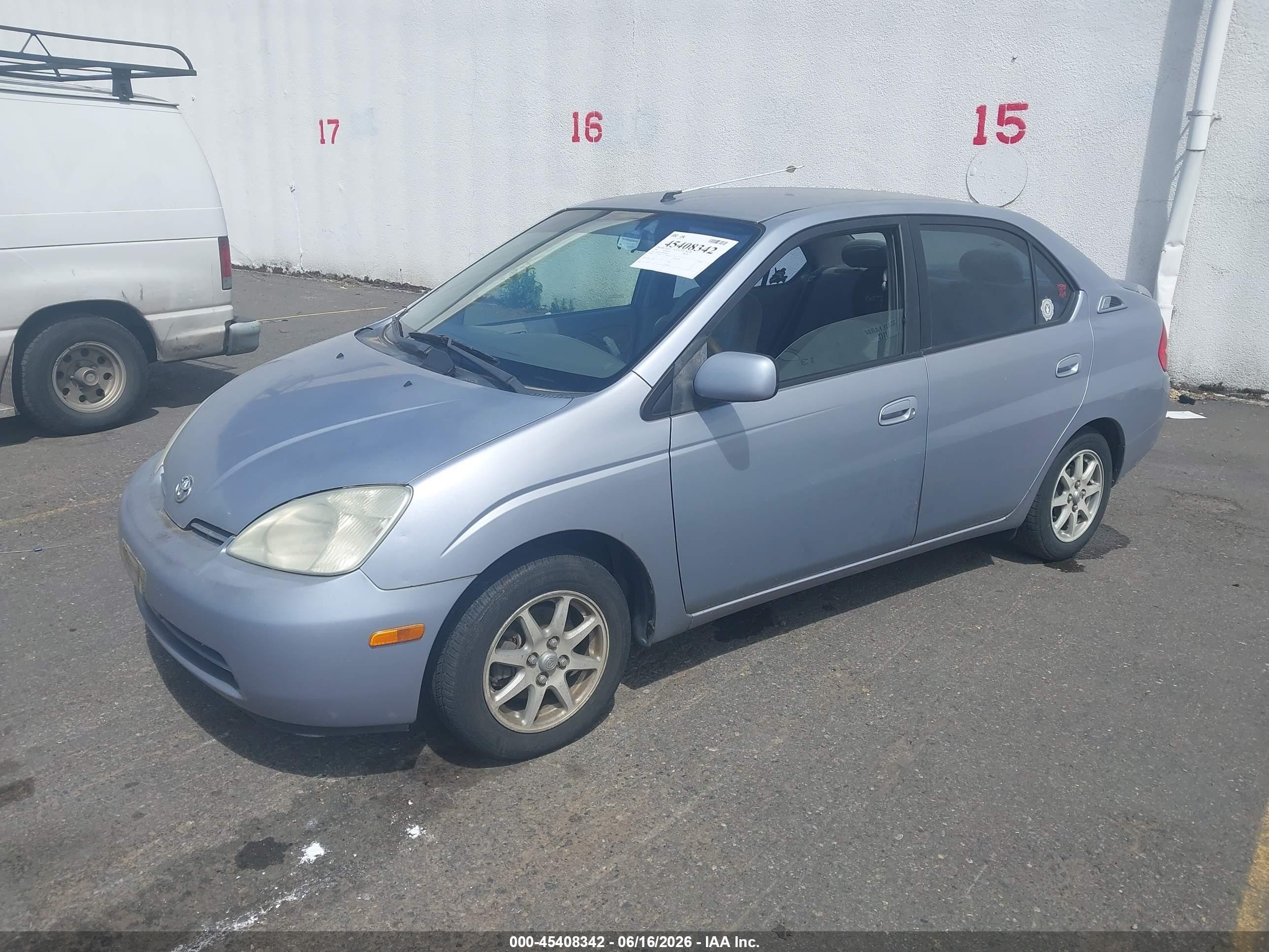 2002 Toyota Prius   Silver vin: JT2BK12UX20044088