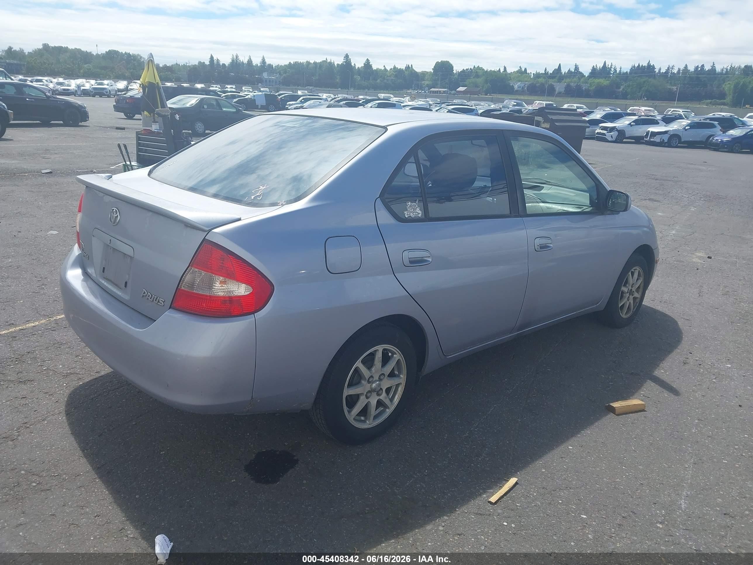 2002 Toyota Prius   Silver vin: JT2BK12UX20044088