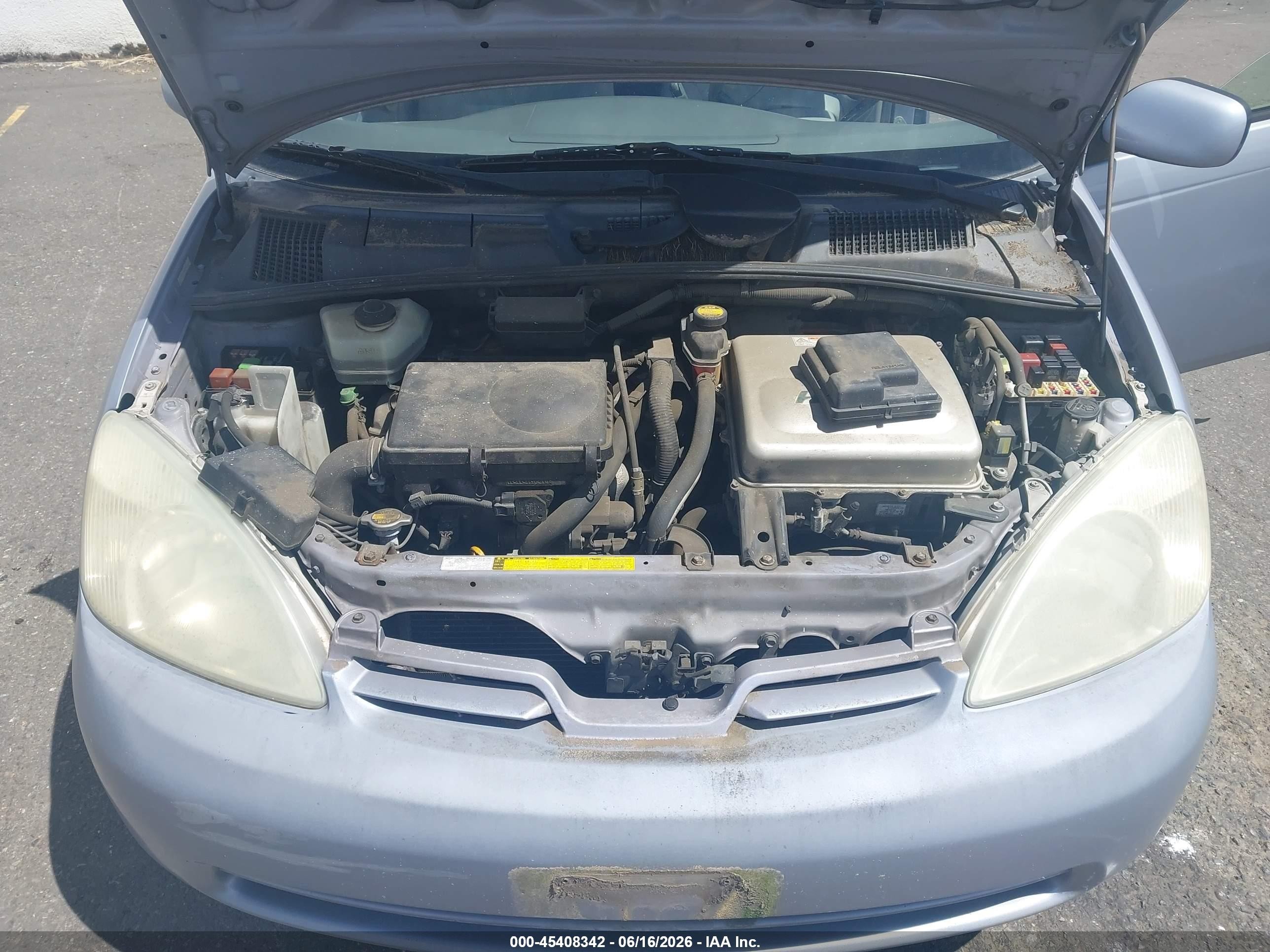 2002 Toyota Prius   Silver vin: JT2BK12UX20044088
