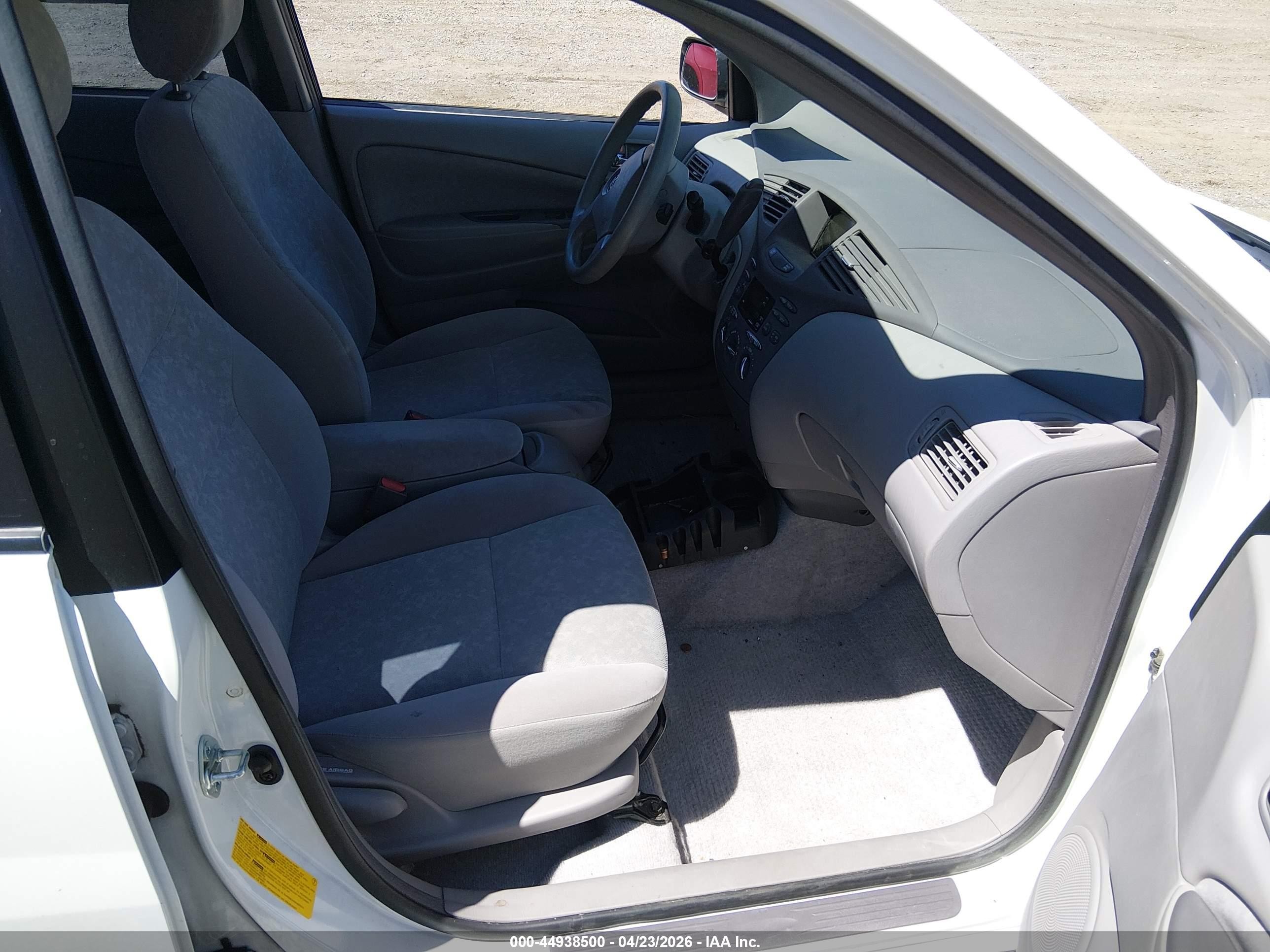 2003 Toyota Prius   White vin: JT2BK18U030075651