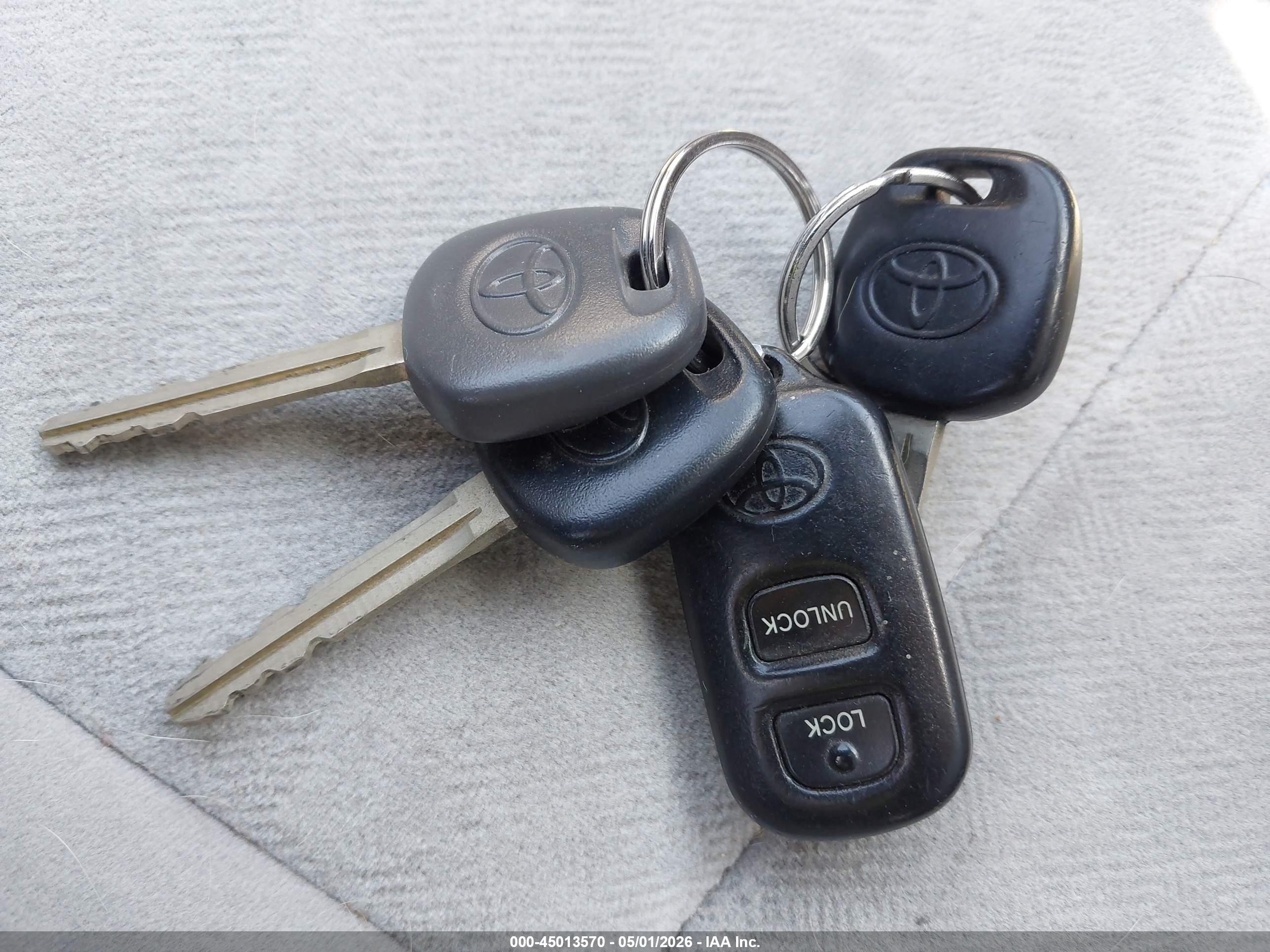 2002 Toyota Prius Зеленый vin: JT2BK18U120051423