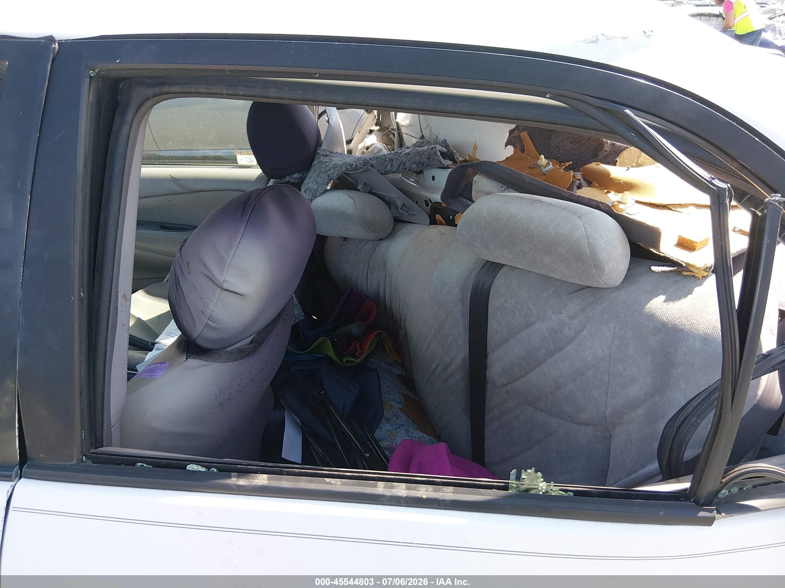 2003 Toyota Prius   Белый vin: JT2BK18U330081380