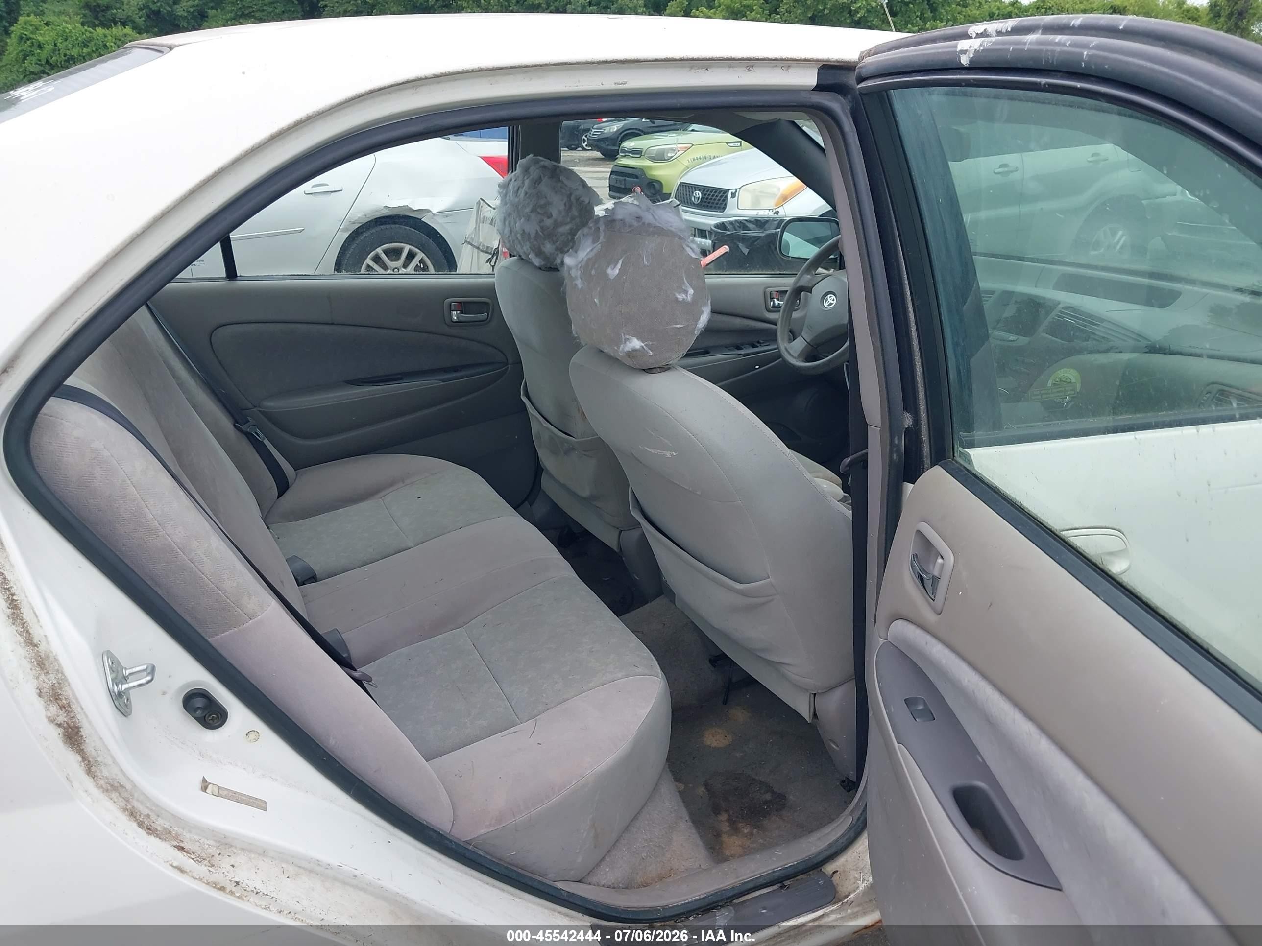 2003 Toyota Prius   White vin: JT2BK18U330083422