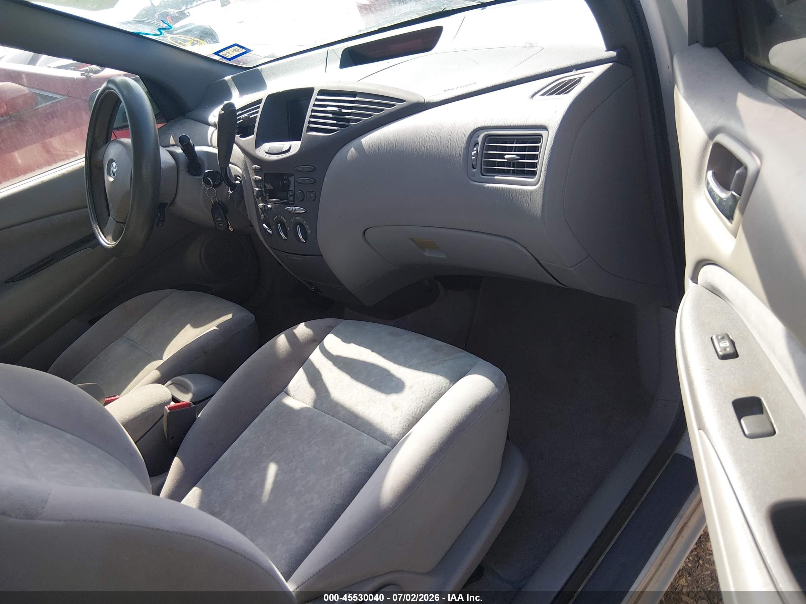 2003 Toyota Prius   White vin: JT2BK18U430085180