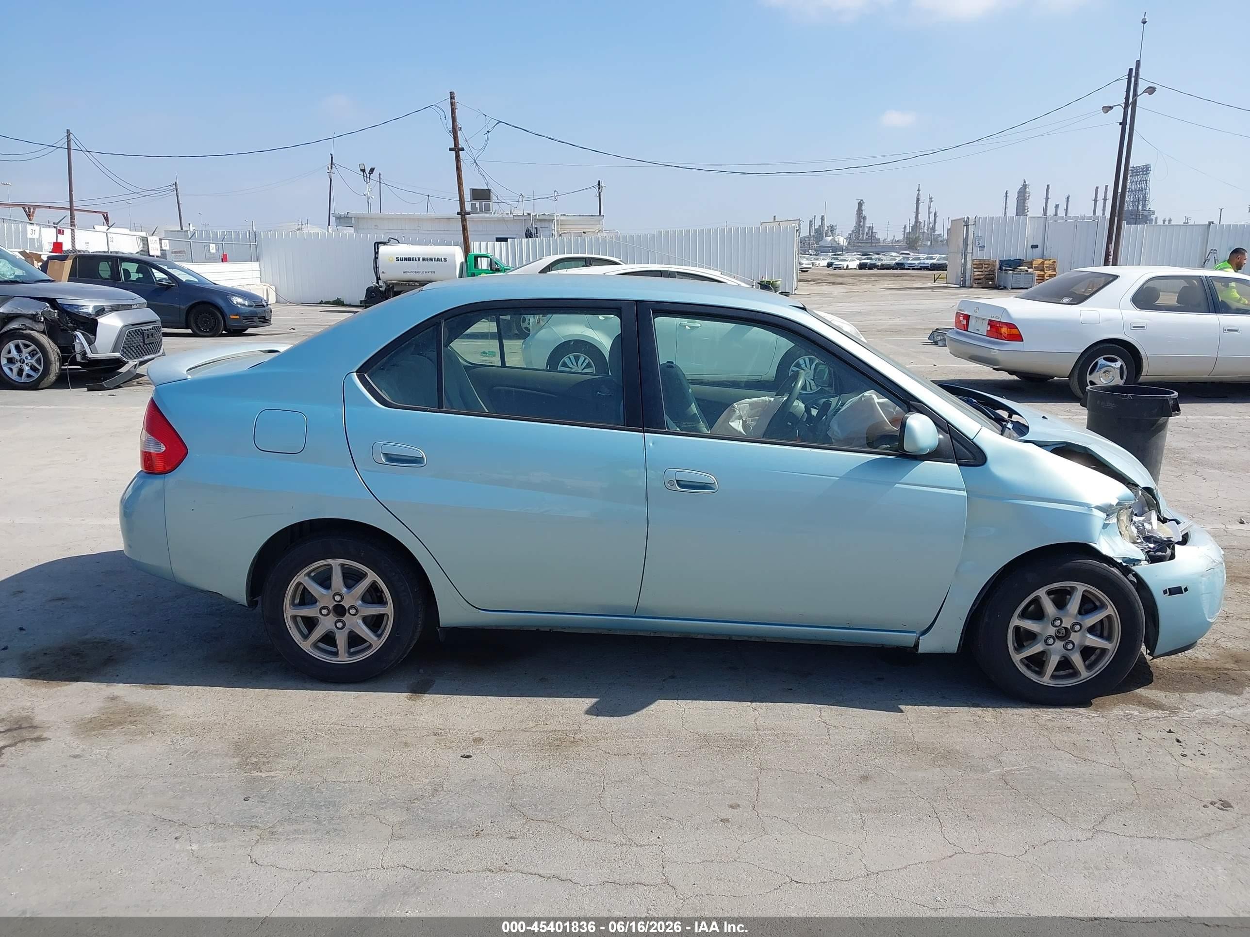 2003 Toyota Prius   Light Blue vin: JT2BK18U630086623