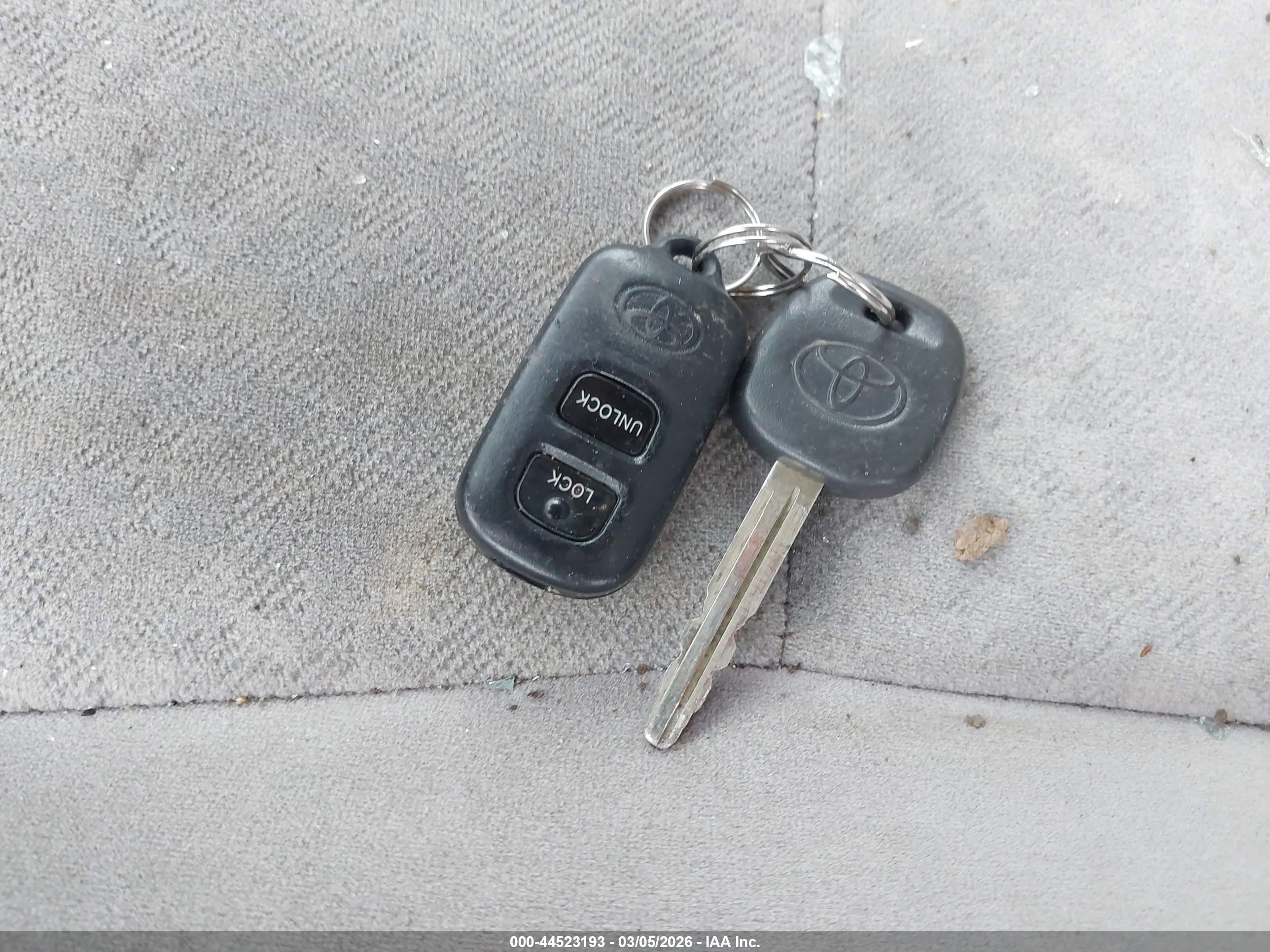 2002 Toyota Prius   Бирюзовый vin: JT2BK18U720062152