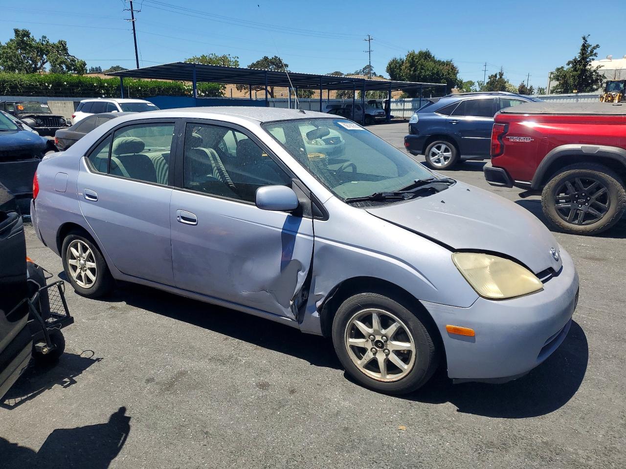 2002 Toyota Prius Base Серебряный vin: JT2BK18U820046607