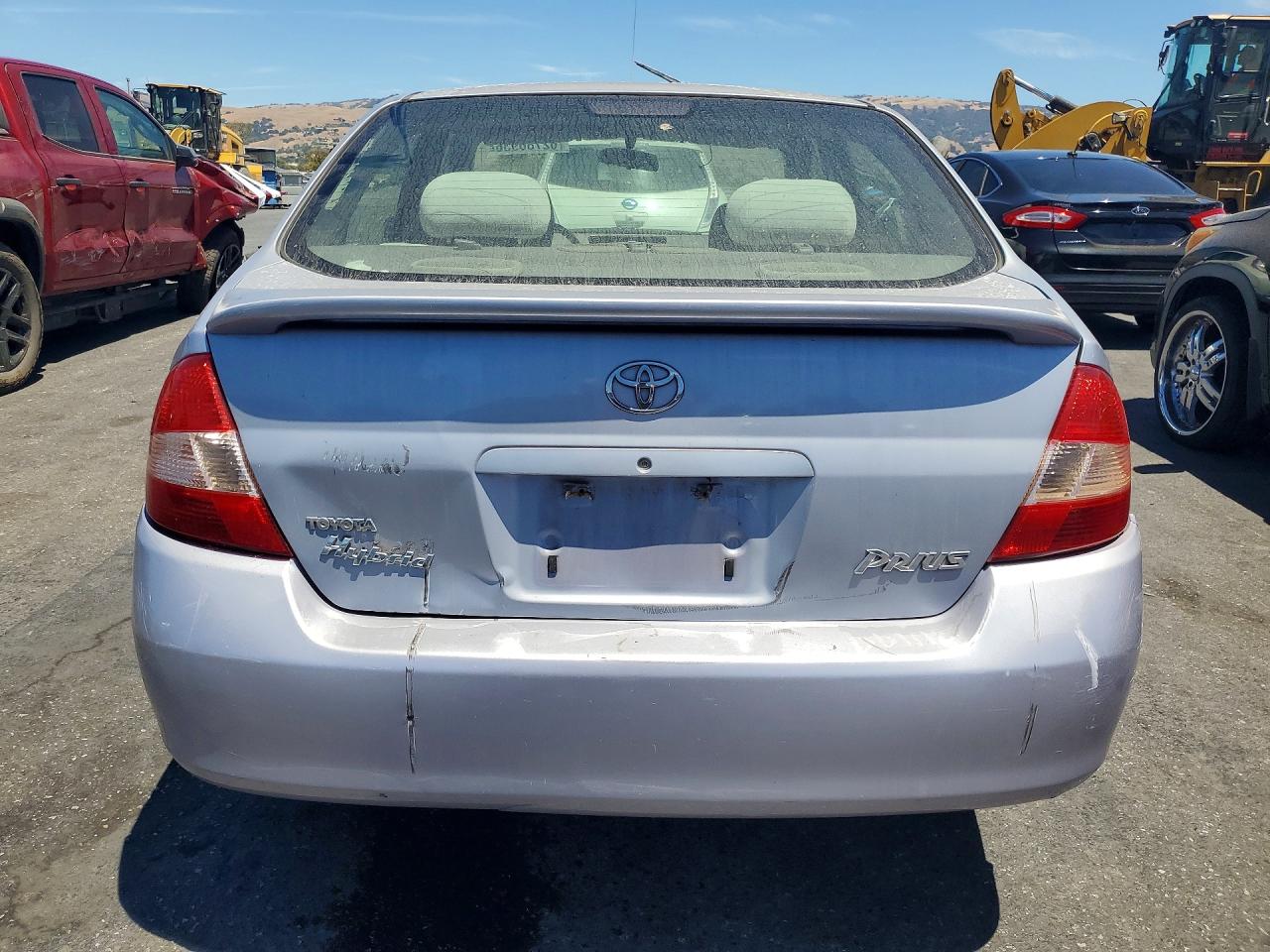 2002 Toyota Prius Base Серебряный vin: JT2BK18U820046607