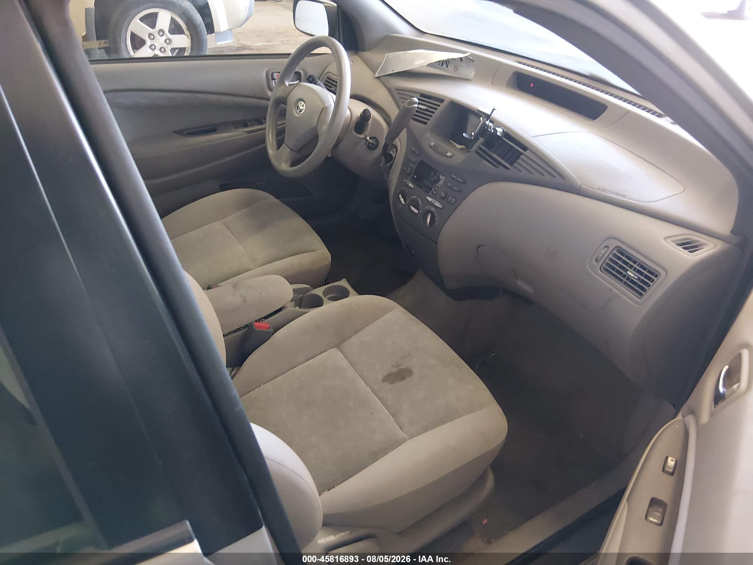 2002 Toyota Prius   Серебряный vin: JT2BK18U820065349