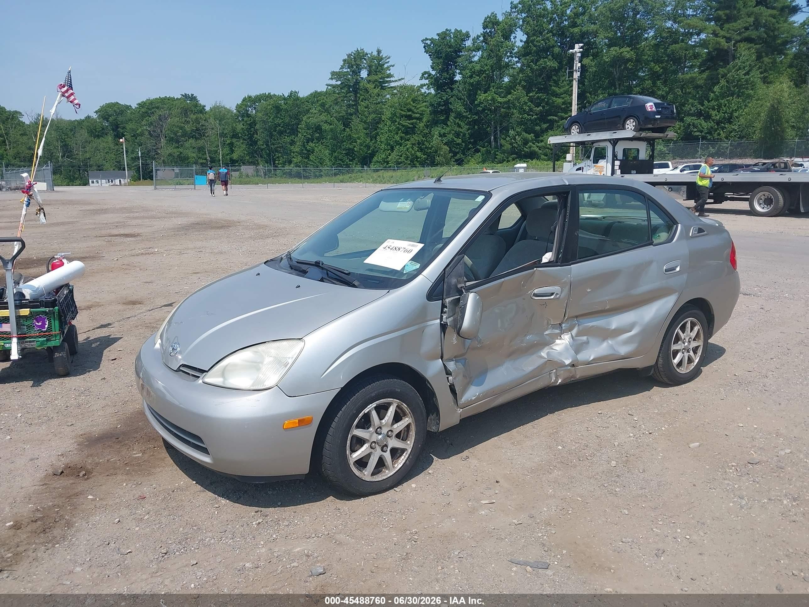 2002 Toyota Prius   Серебряный vin: JT2BK18U820067005