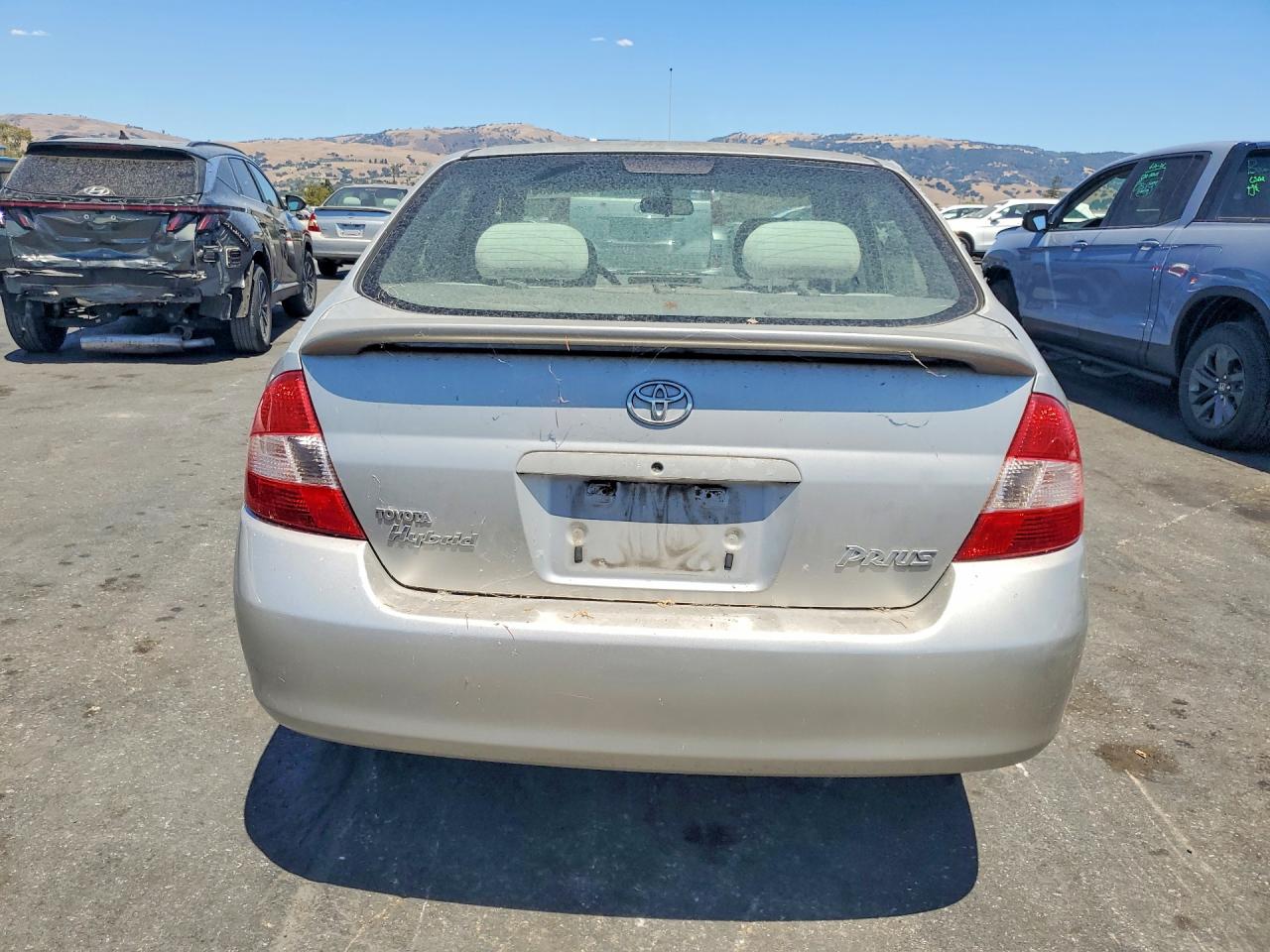 2002 Toyota Prius Base Silver vin: JT2BK18U920044901