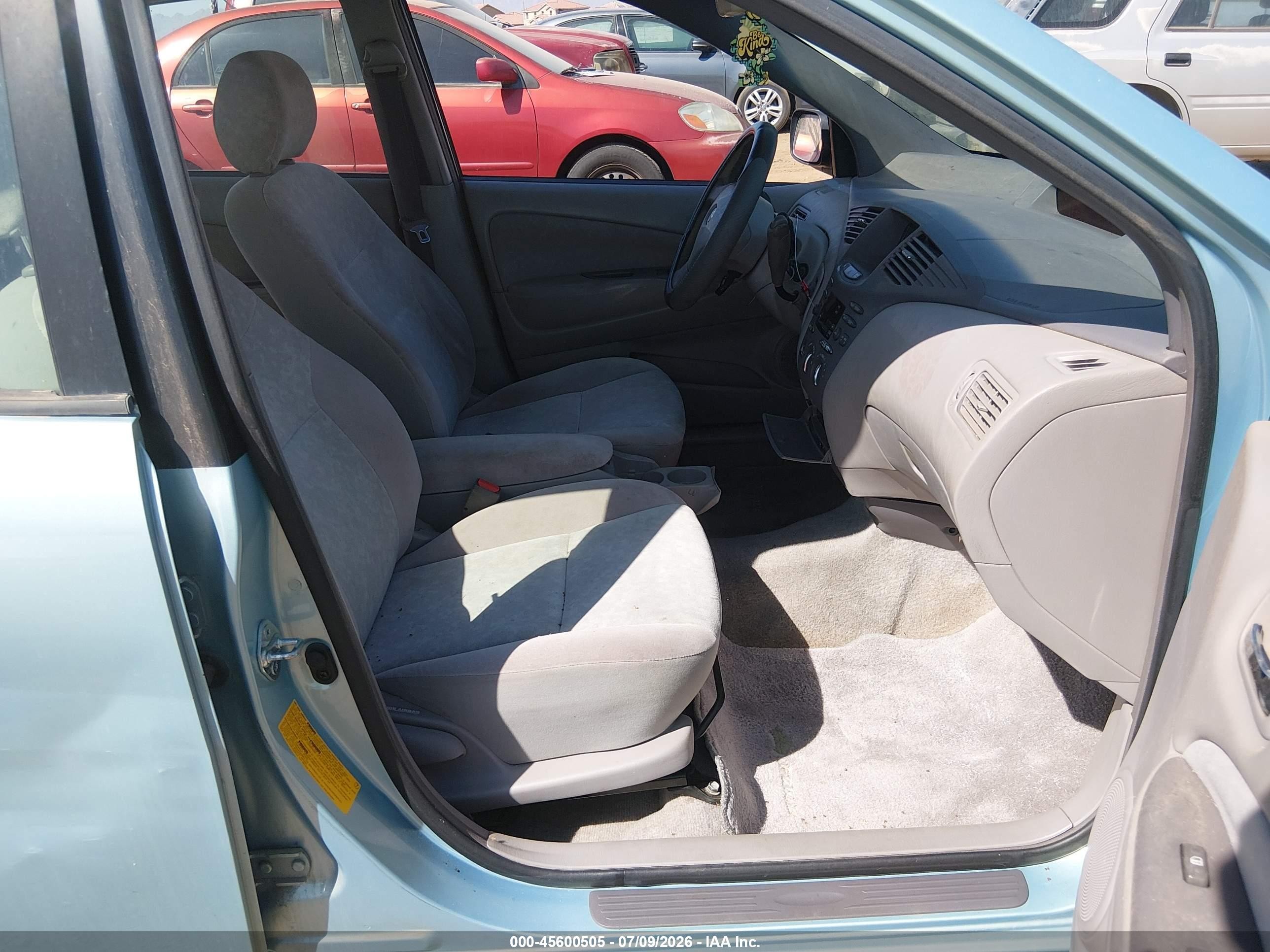 2002 Toyota Prius   Blue vin: JT2BK18UX20061383