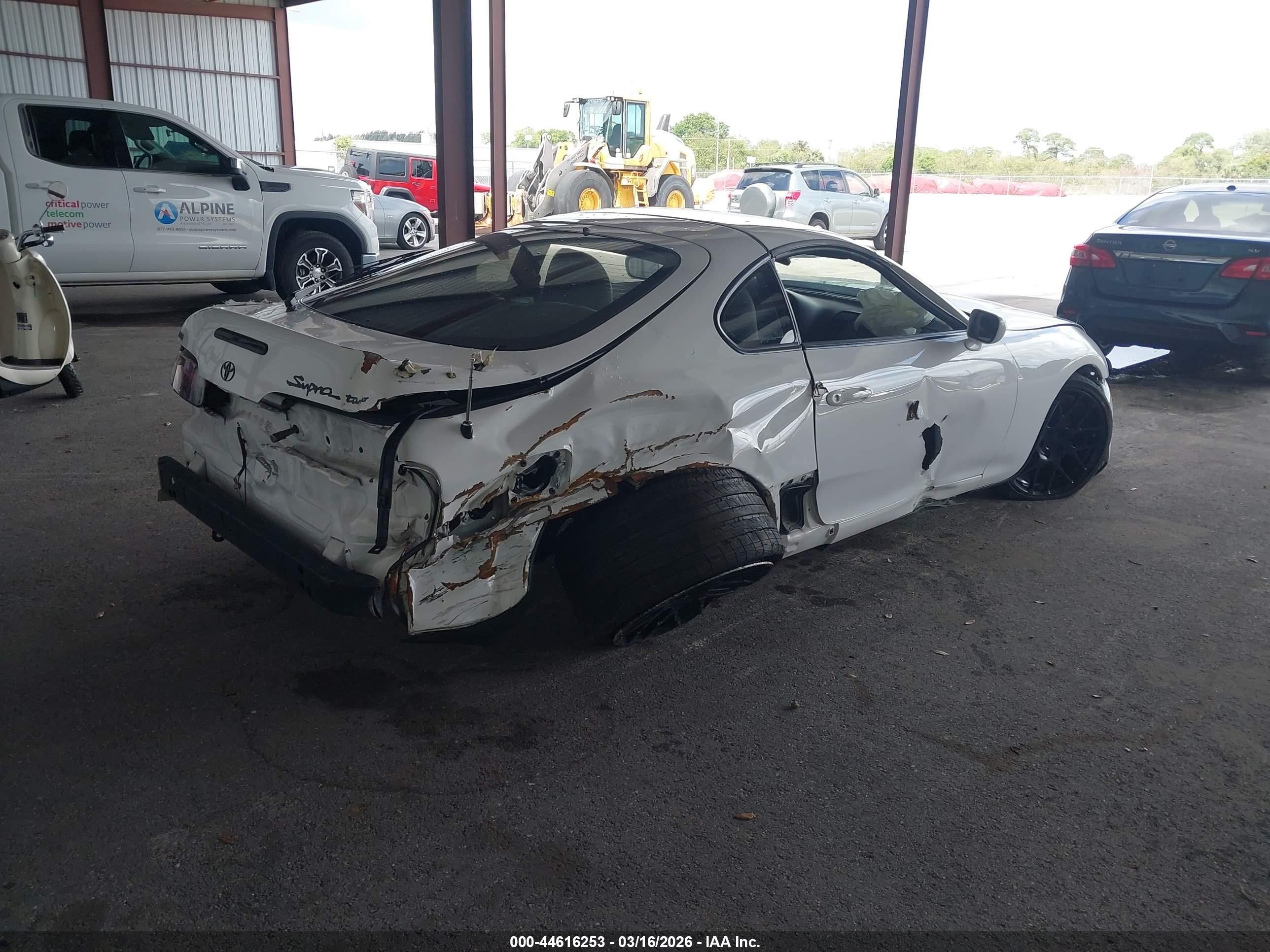 1998 Toyota Supra Turbo Белый vin: JT2DE82A8W1001626