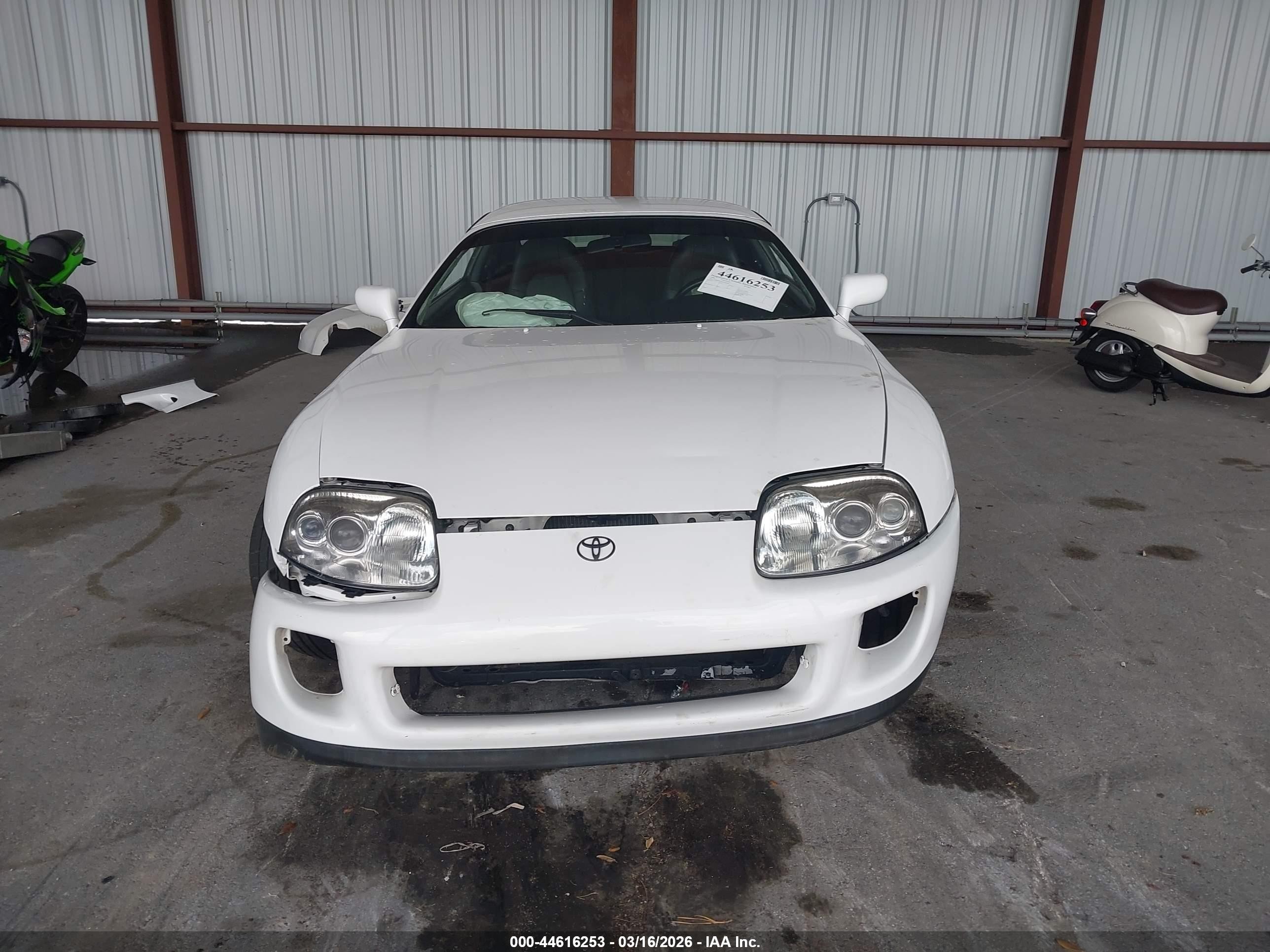 1998 Toyota Supra Turbo Белый vin: JT2DE82A8W1001626