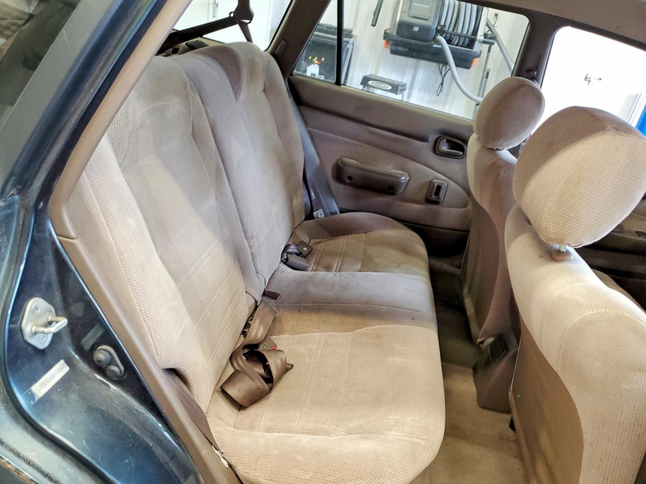 1996 Toyota Corolla Dx Green vin: JT2EB02E0T0114084